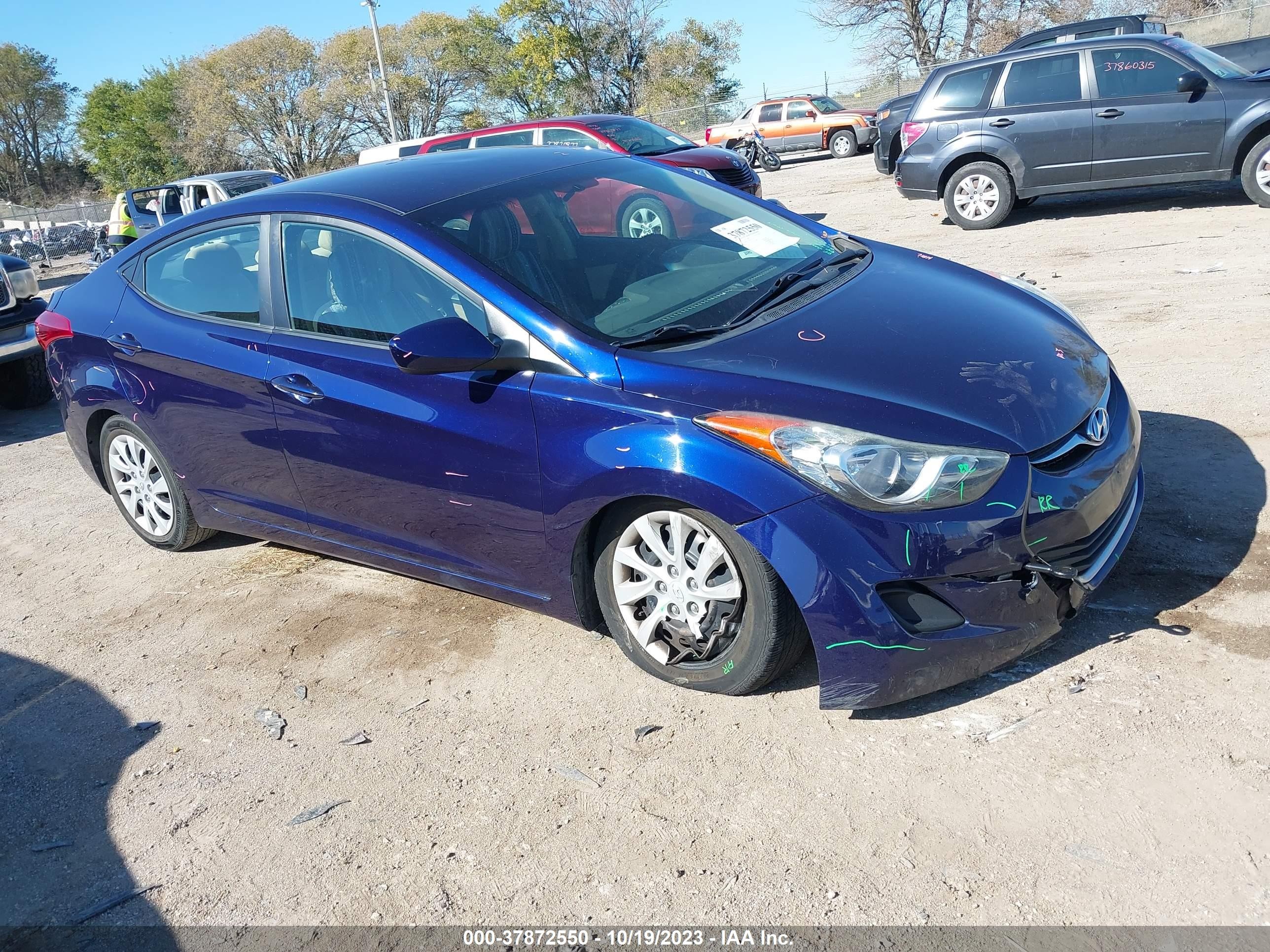 HYUNDAI ELANTRA 2013 5npdh4ae1dh195594