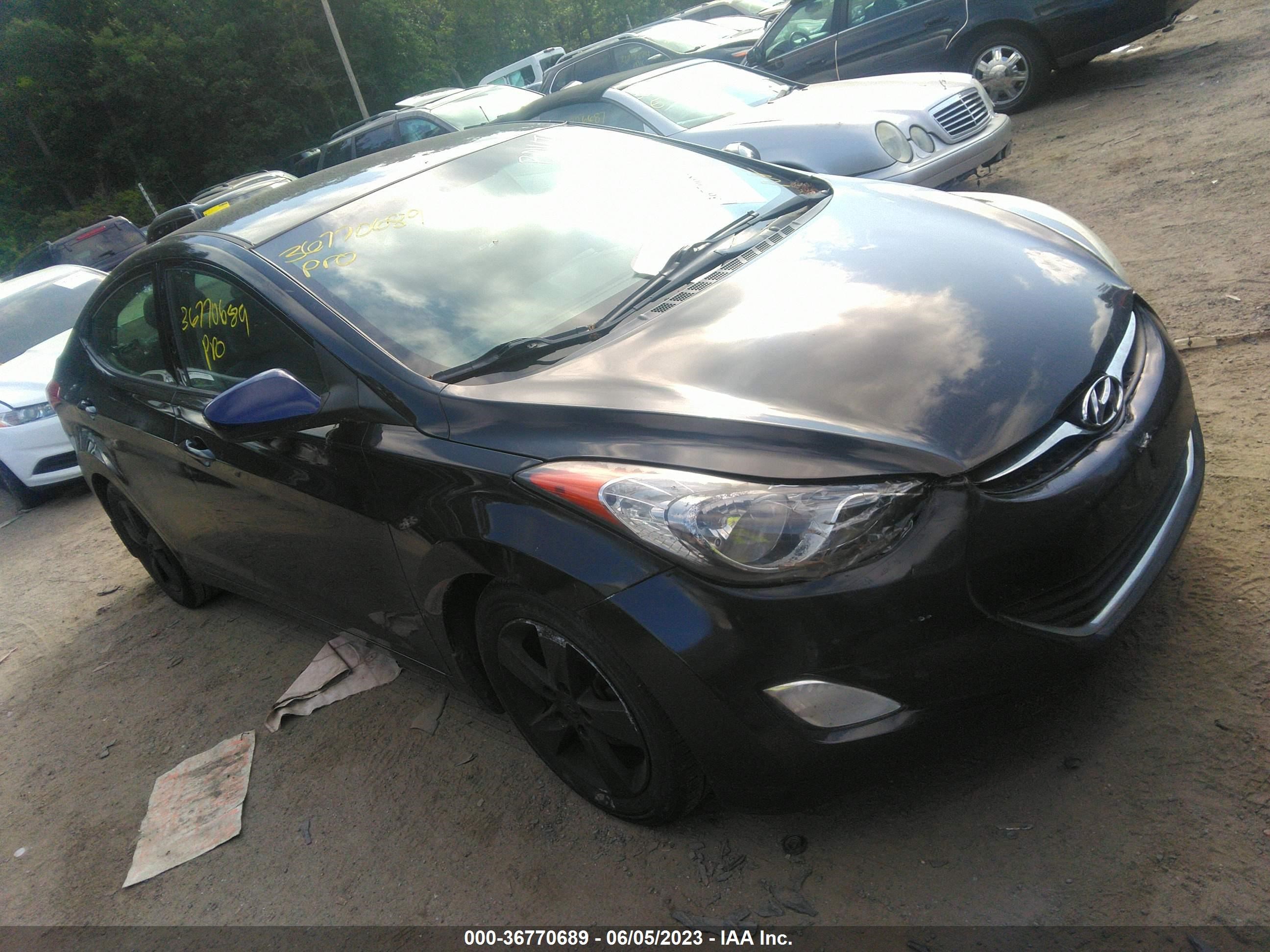 HYUNDAI ELANTRA 2013 5npdh4ae1dh296912