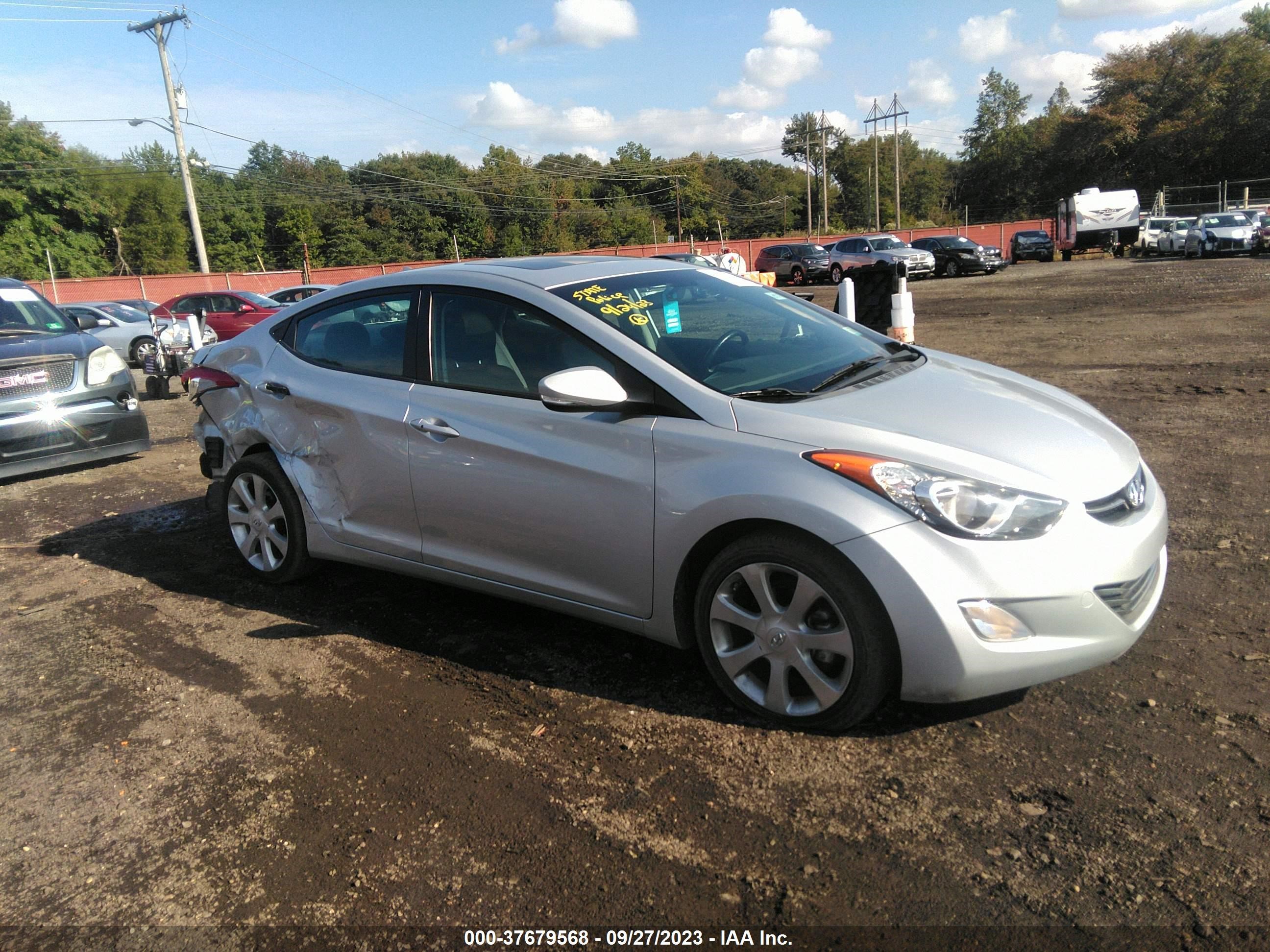 HYUNDAI ELANTRA 2013 5npdh4ae1dh392717