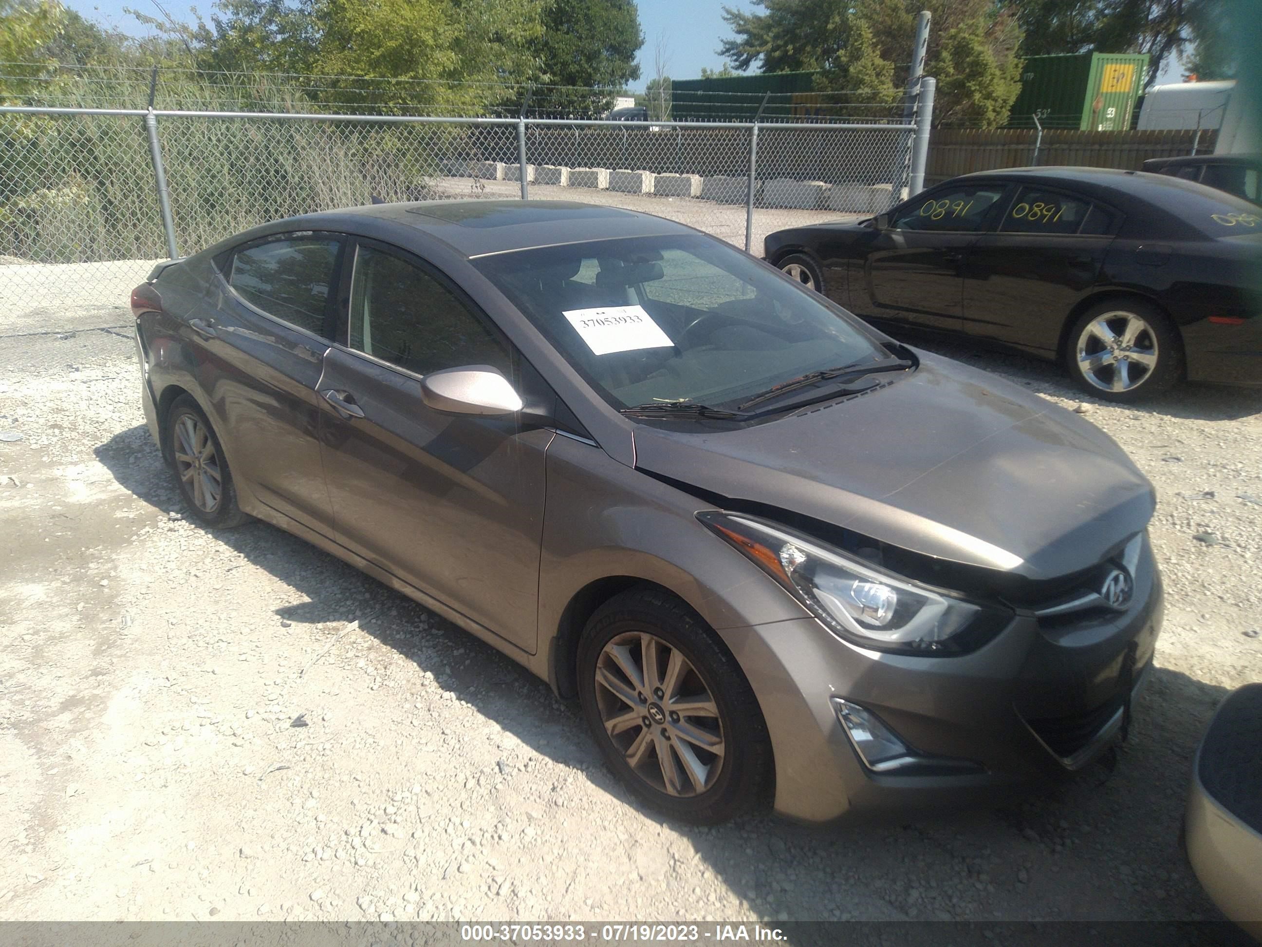 HYUNDAI ELANTRA 2015 5npdh4ae1fh590877