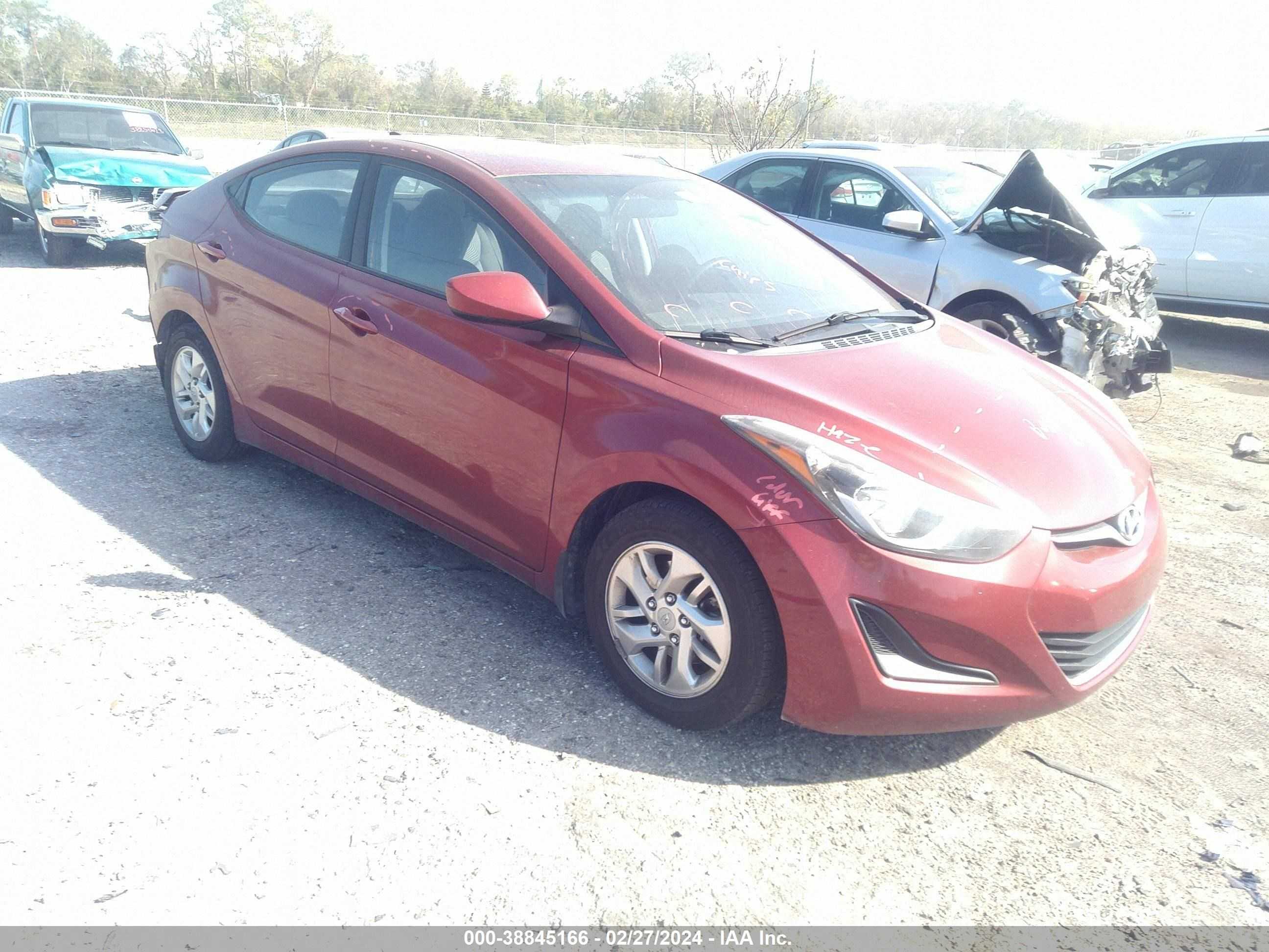 HYUNDAI ELANTRA 2016 5npdh4ae1gh752668