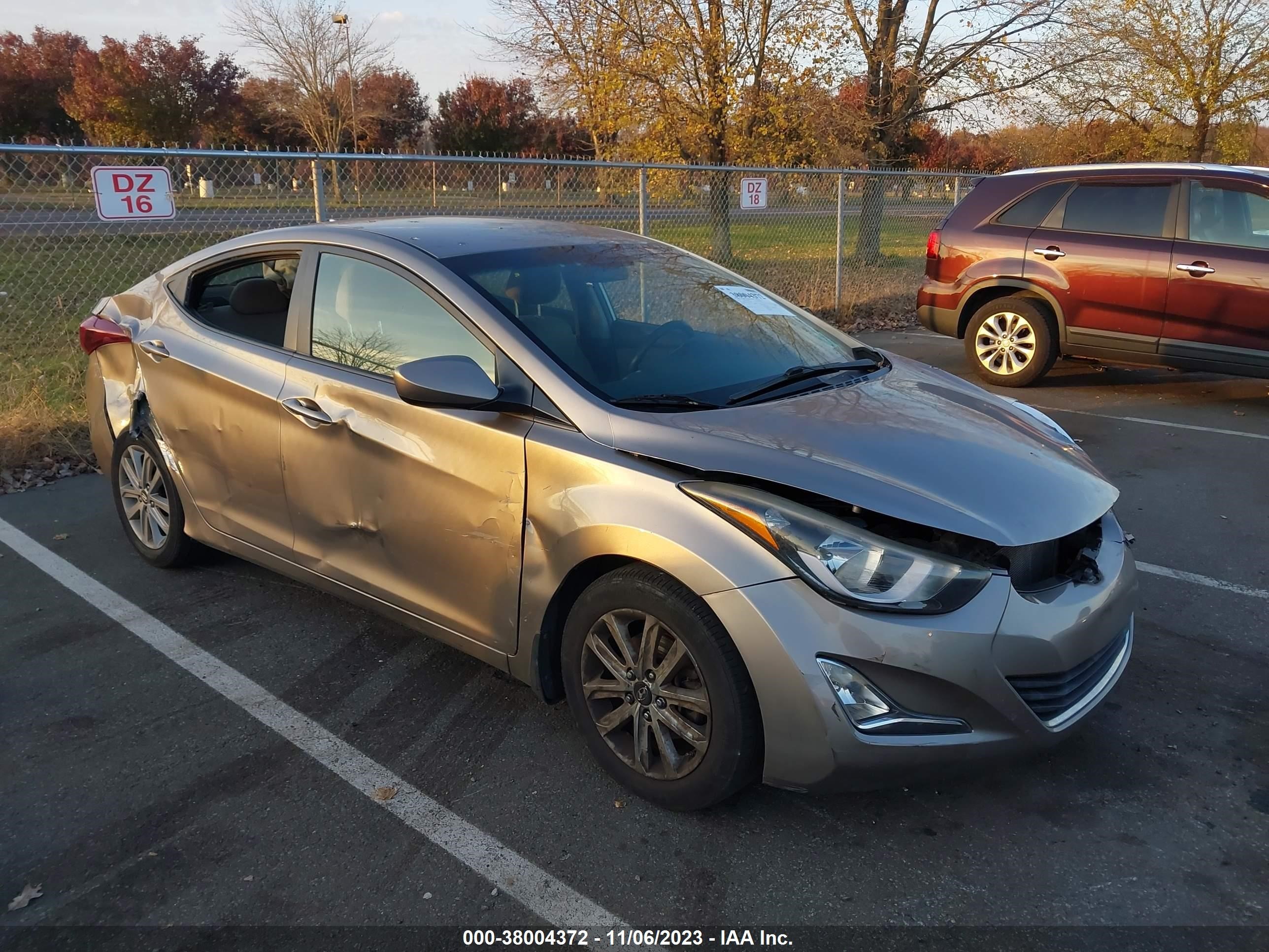 HYUNDAI ELANTRA 2016 5npdh4ae1gh772435