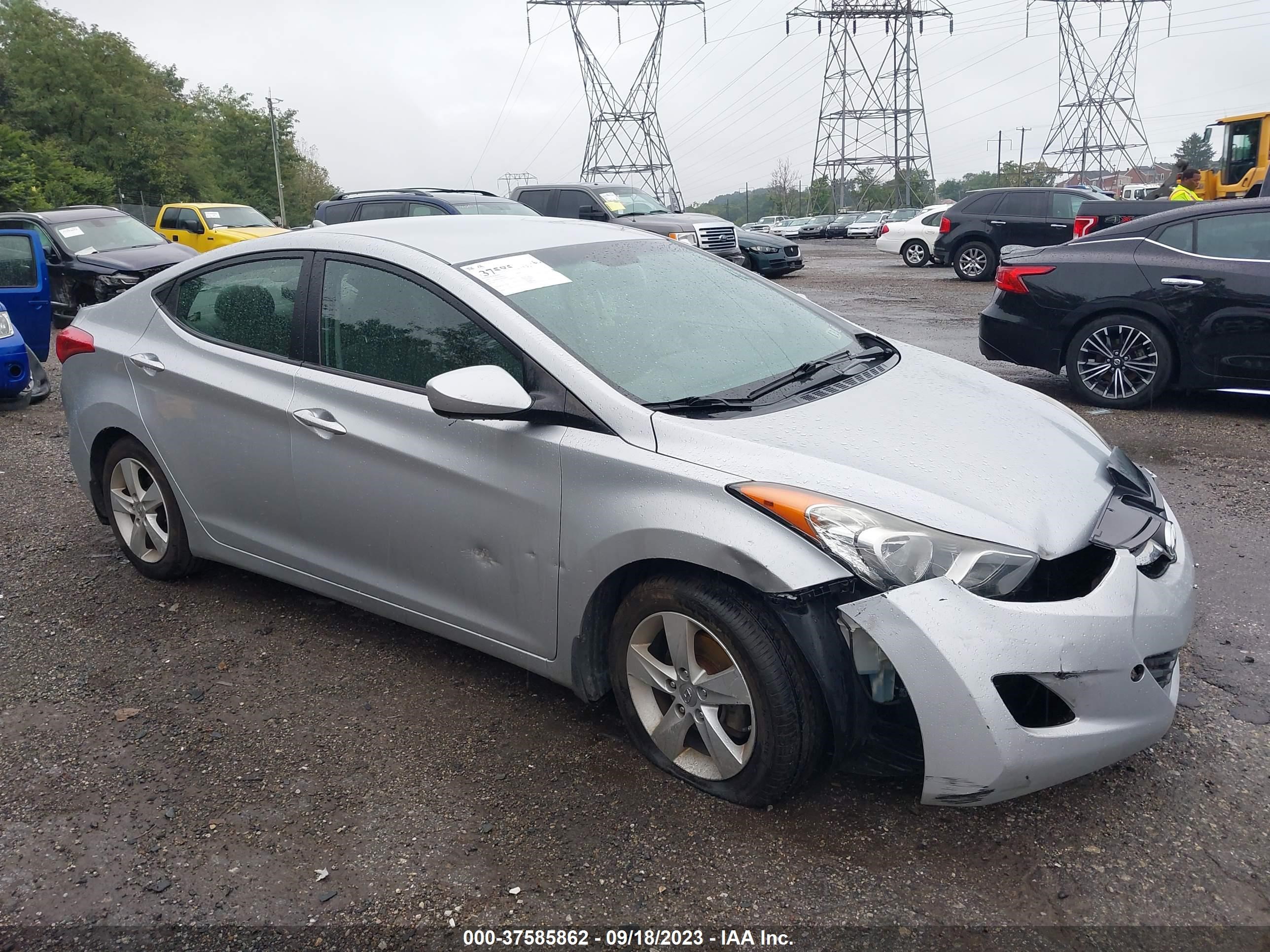 HYUNDAI ELANTRA 2013 5npdh4ae2dh284655