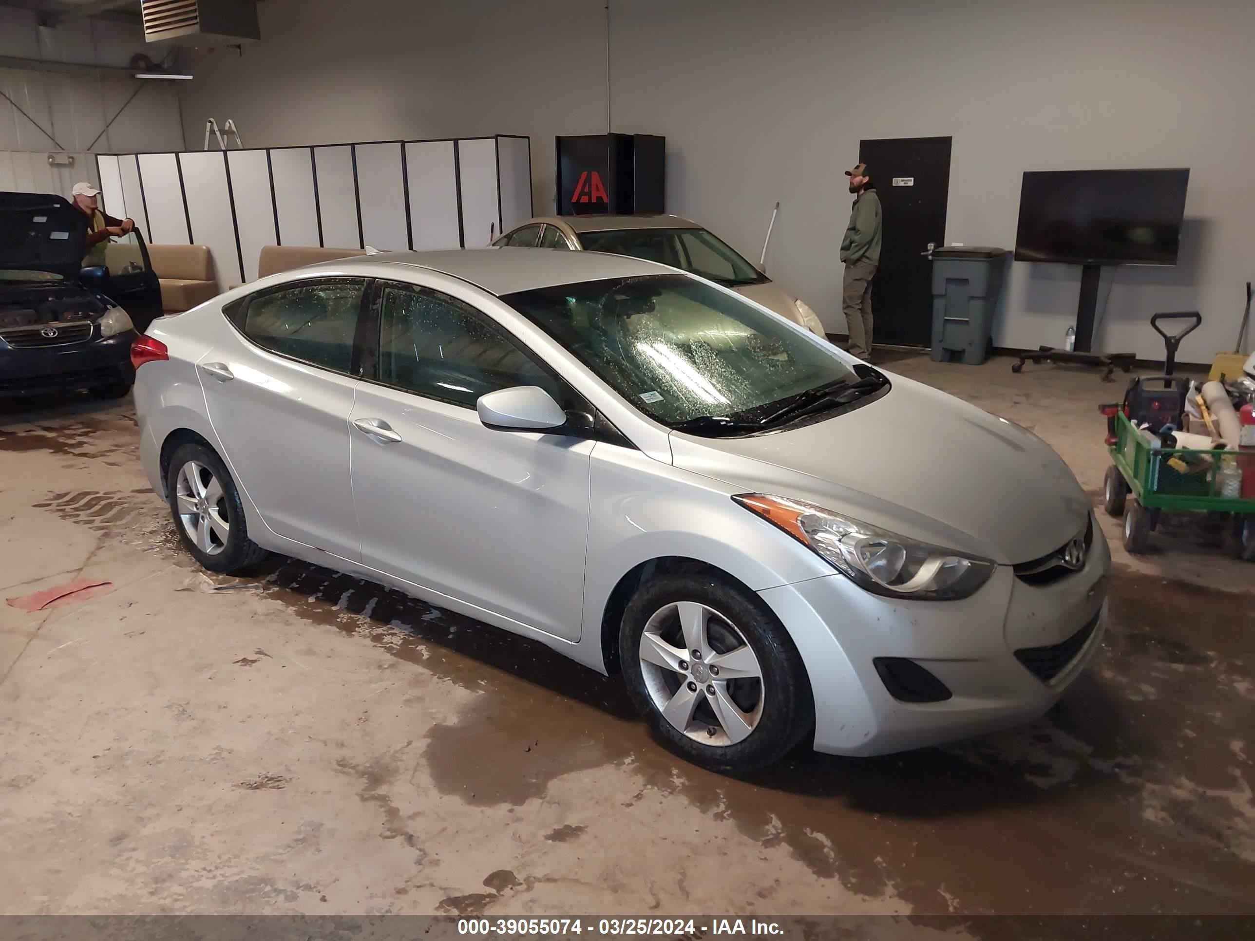 HYUNDAI ELANTRA 2013 5npdh4ae2dh348063