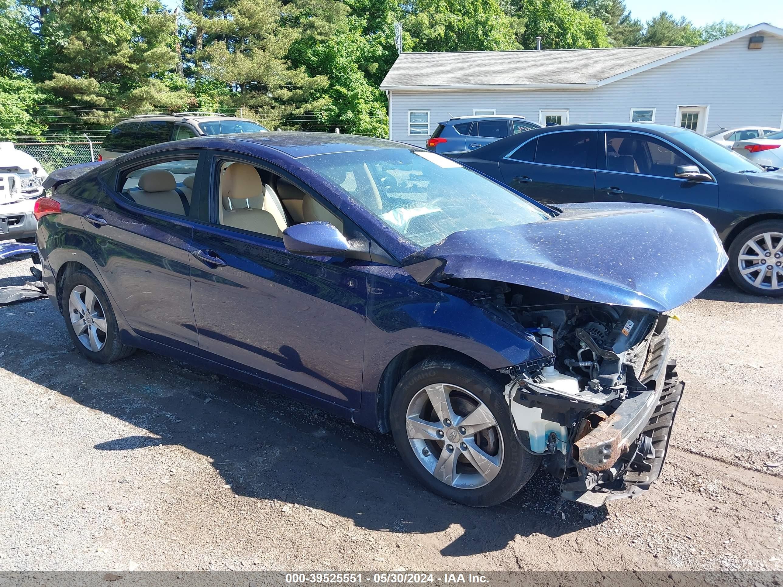 HYUNDAI ELANTRA 2013 5npdh4ae2dh374016