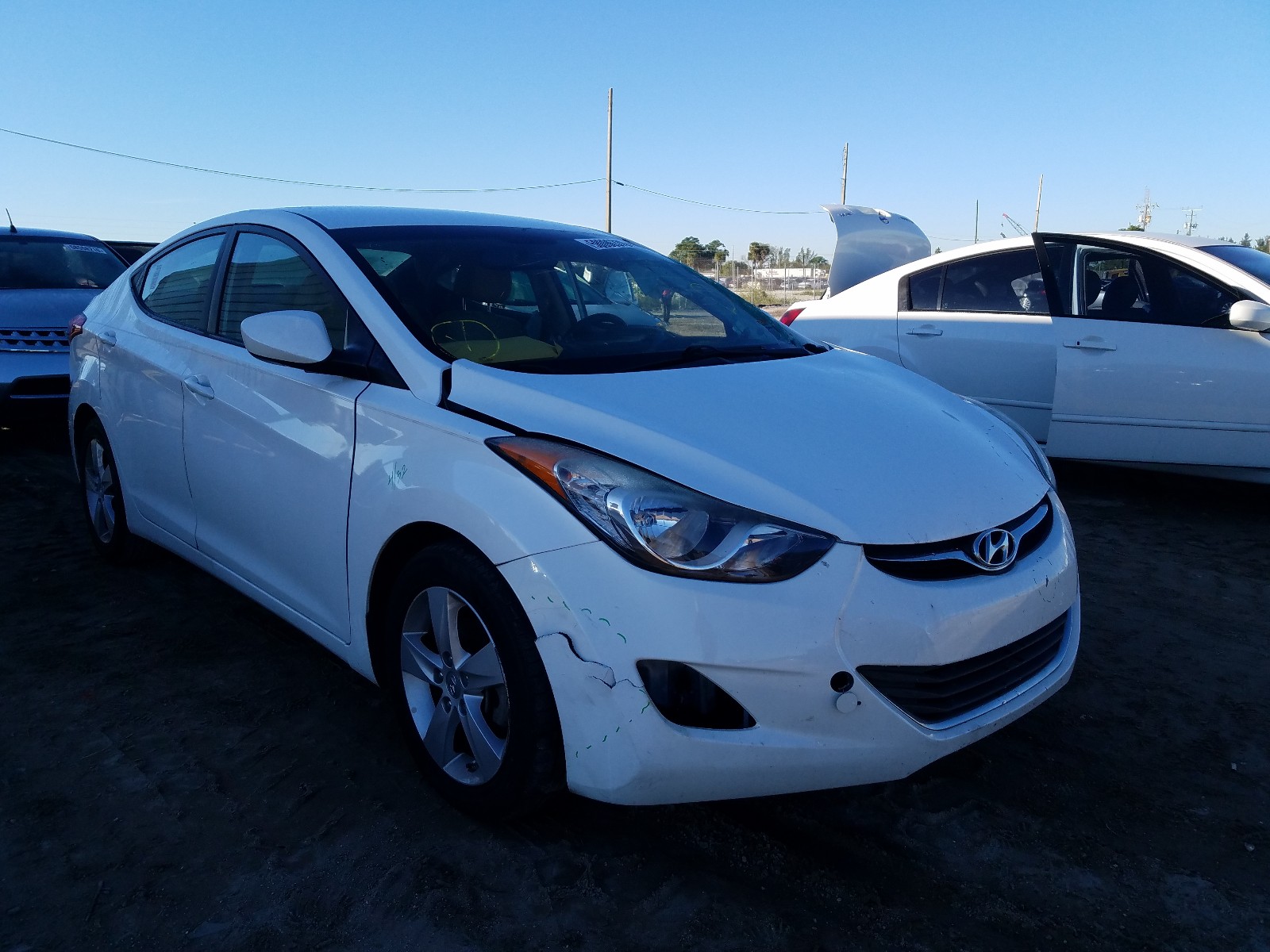 HYUNDAI ELANTRA GL 2013 5npdh4ae2dh408455