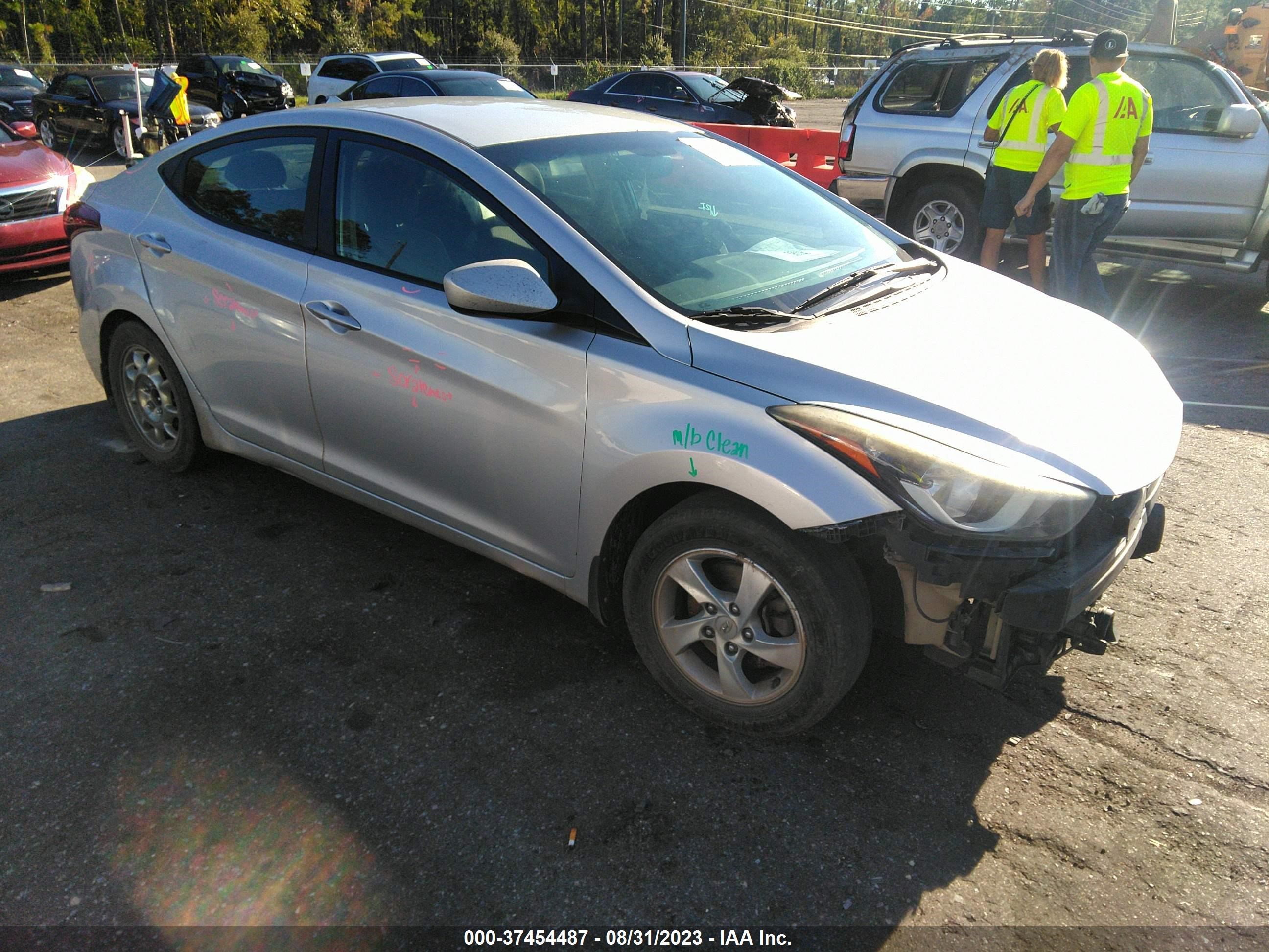 HYUNDAI ELANTRA 2015 5npdh4ae2fh615415