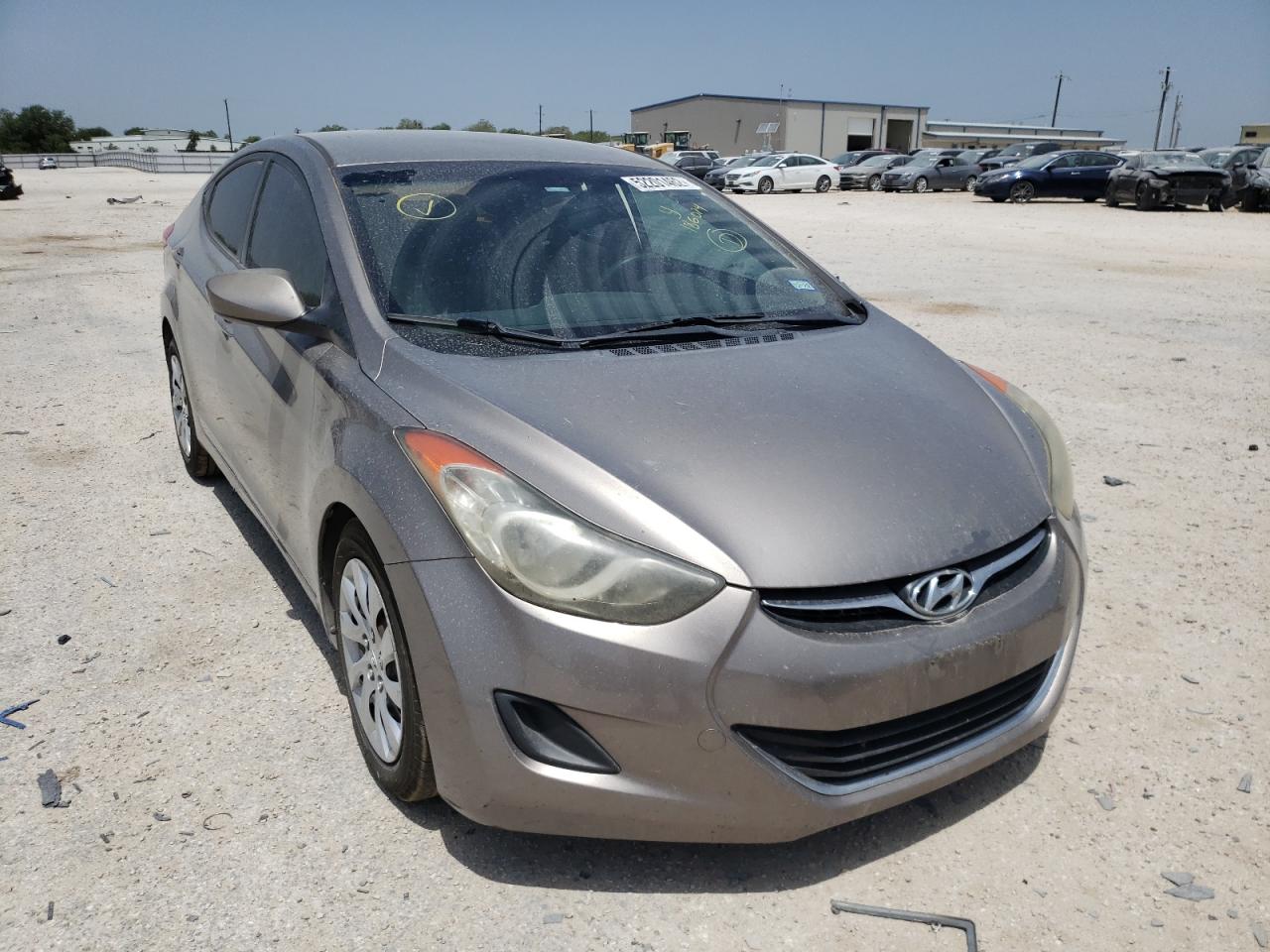 HYUNDAI ELANTRA 2011 5npdh4ae3bh019112