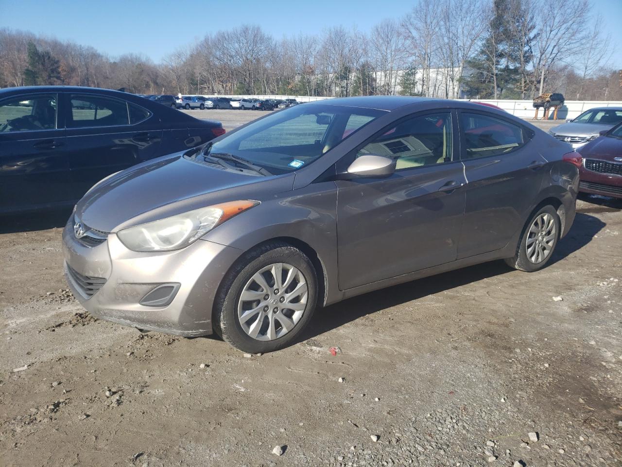 HYUNDAI ELANTRA 2011 5npdh4ae3bh027680