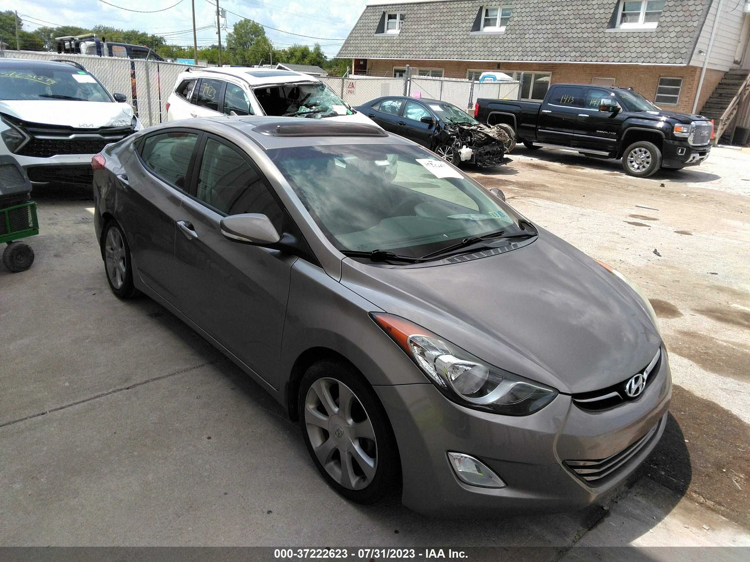 HYUNDAI ELANTRA 2013 5npdh4ae3dh195290