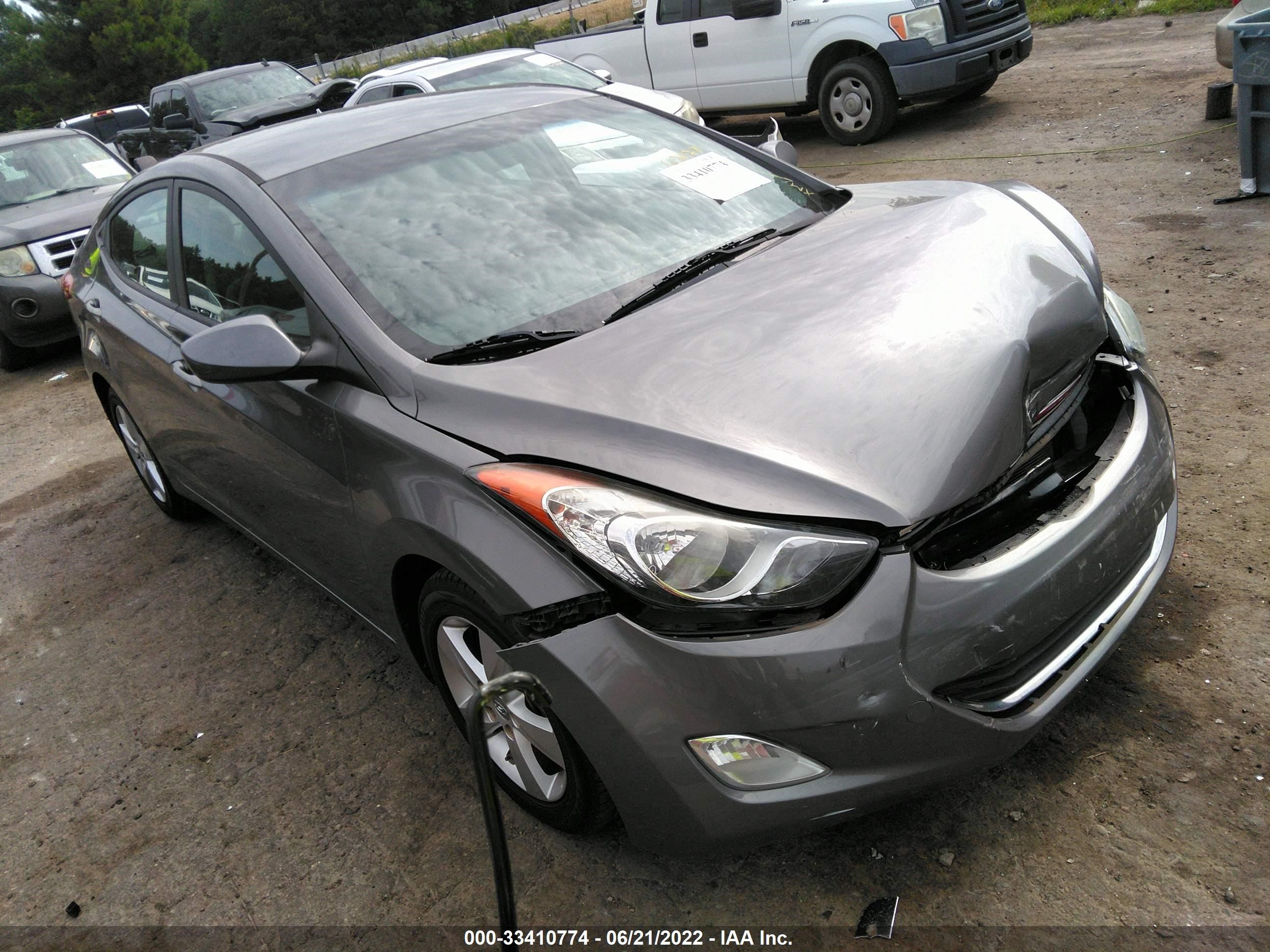 HYUNDAI ELANTRA 2013 5npdh4ae3dh262048