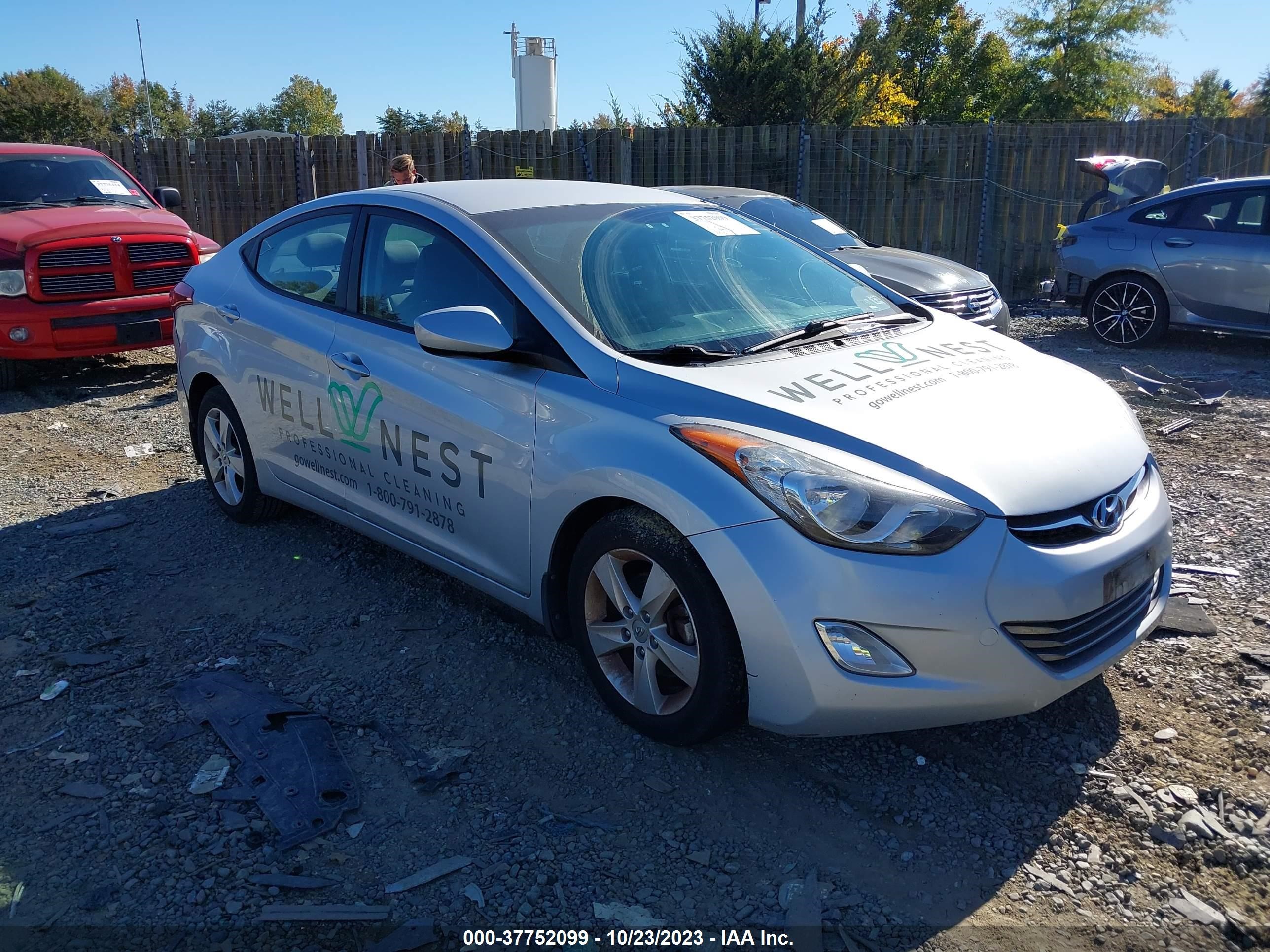 HYUNDAI ELANTRA 2013 5npdh4ae3dh410151