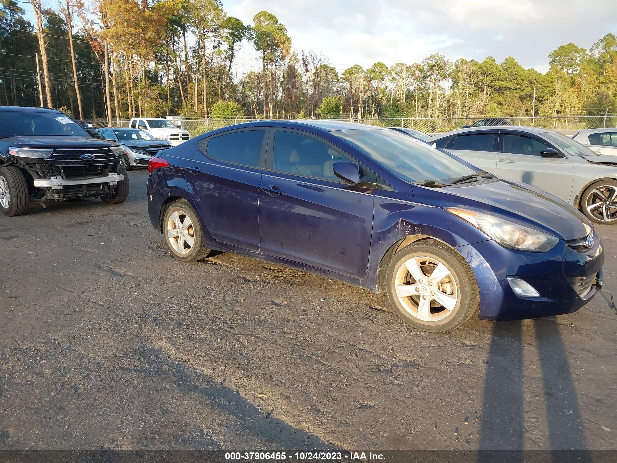 HYUNDAI ELANTRA 2013 5npdh4ae3dh439312