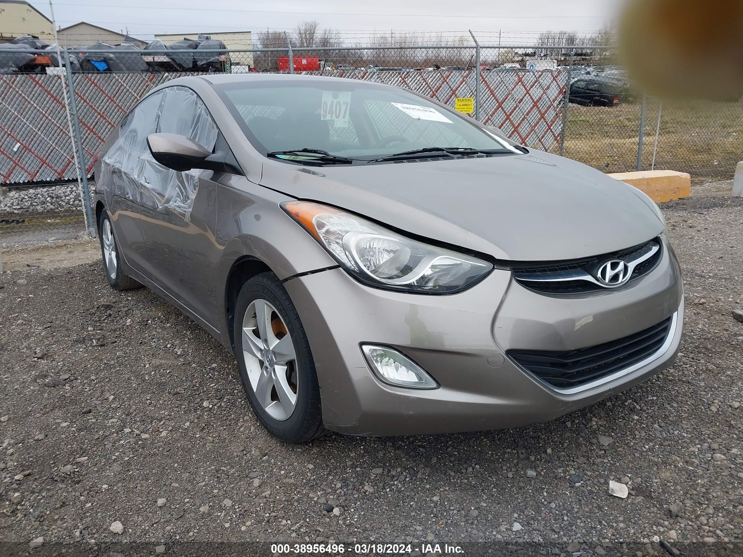 HYUNDAI ELANTRA 2013 5npdh4ae3dh451184