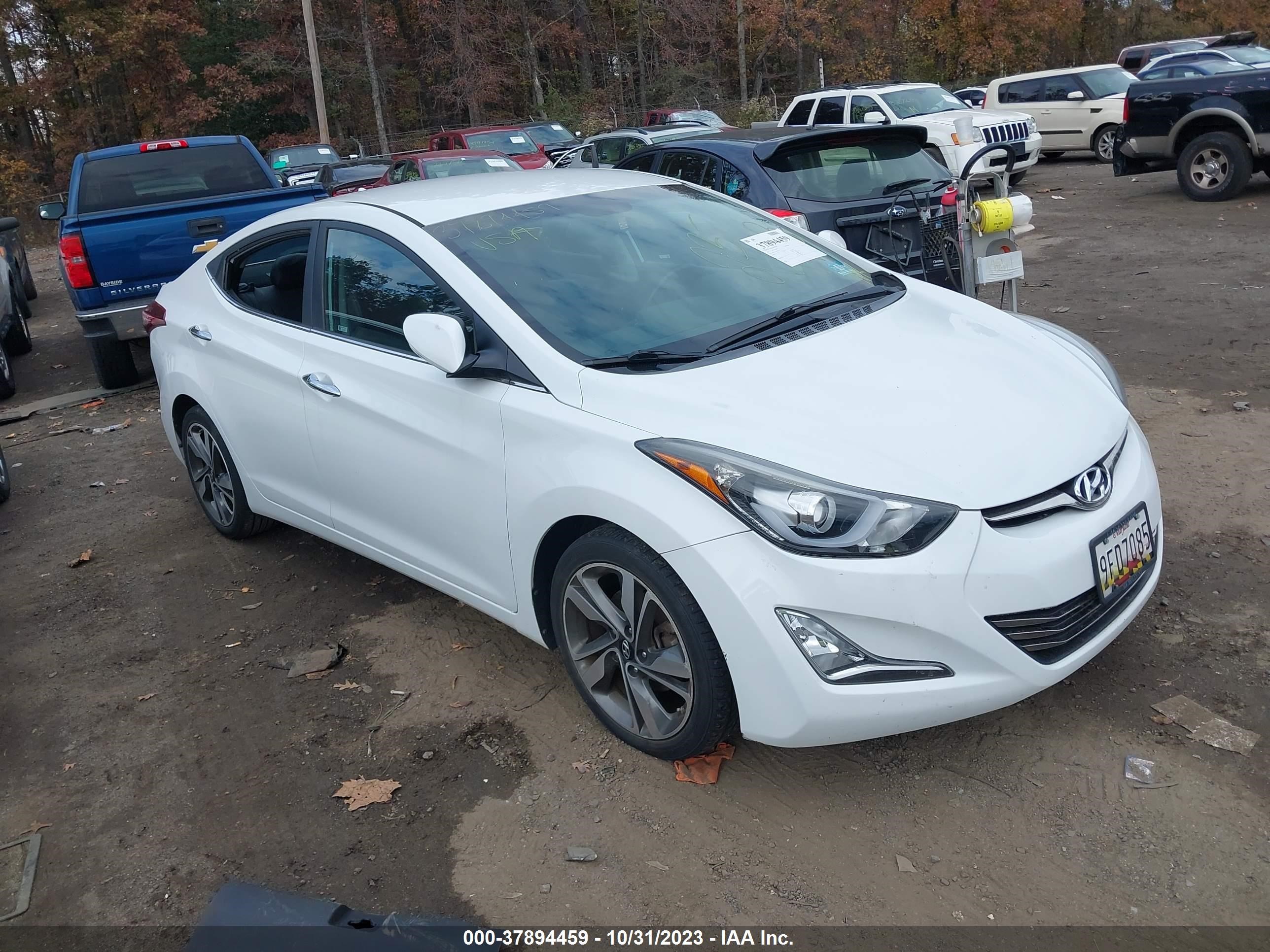 HYUNDAI ELANTRA 2015 5npdh4ae3fh585213