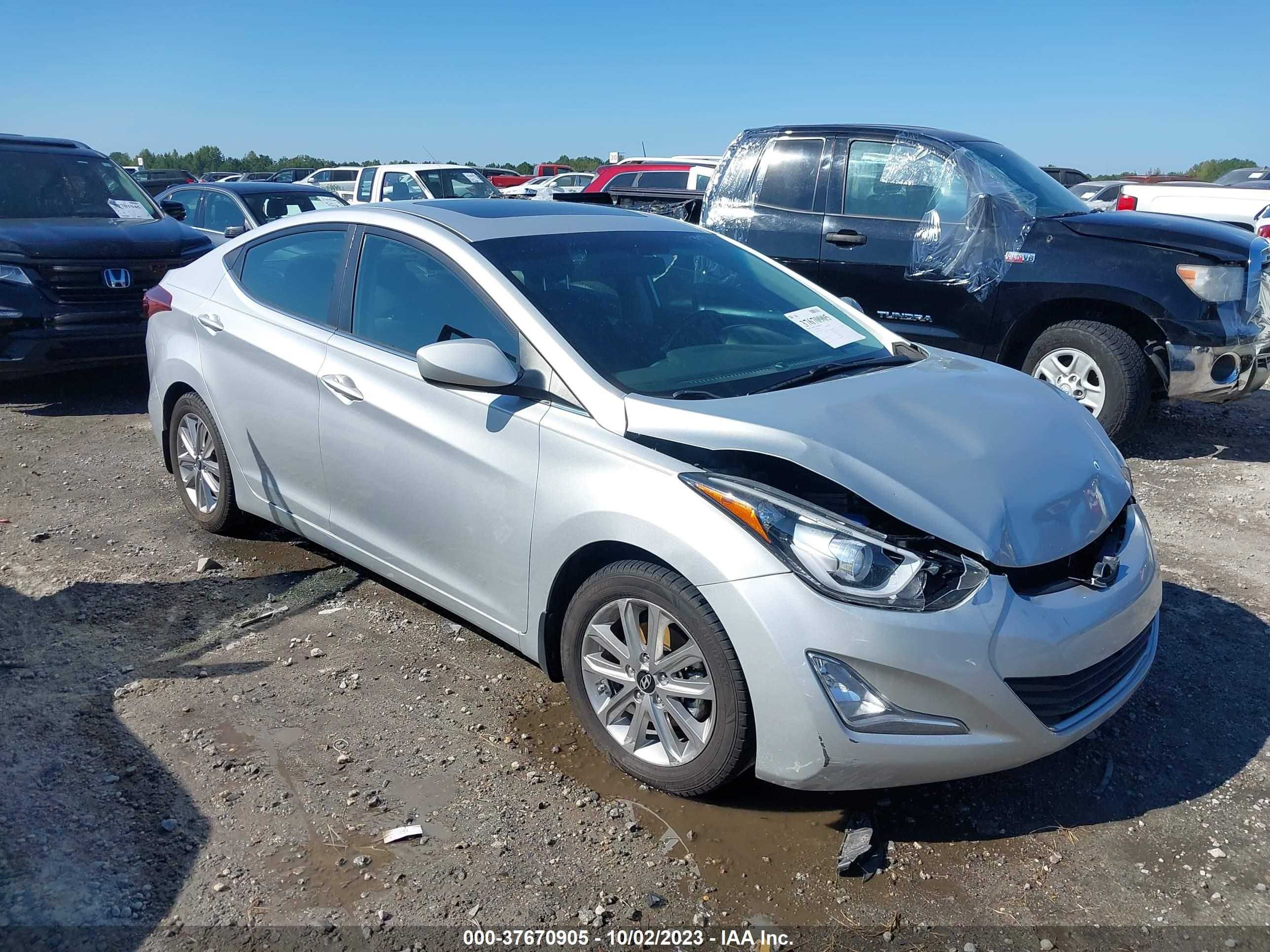 HYUNDAI ELANTRA 2015 5npdh4ae3fh607162