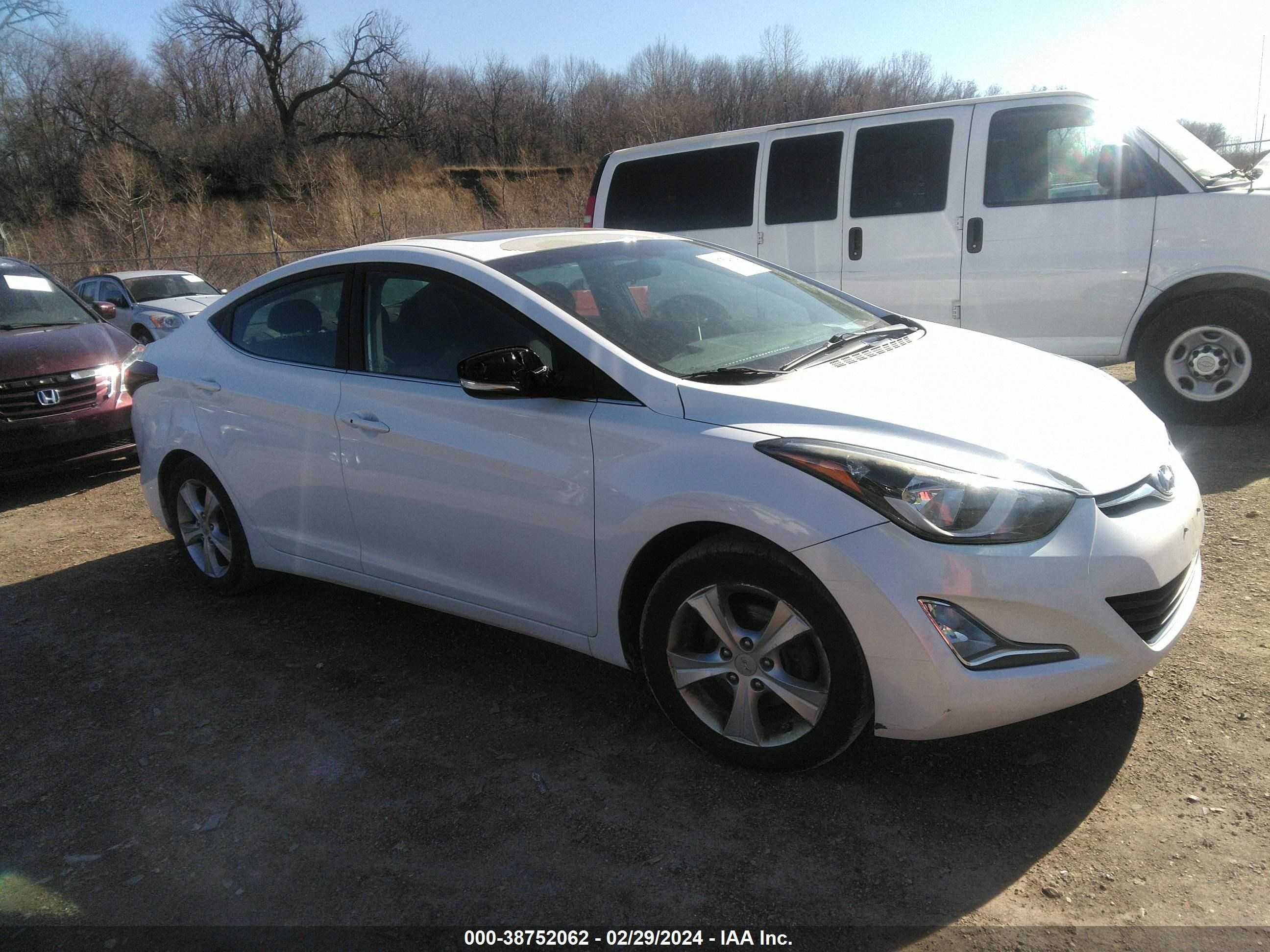 HYUNDAI ELANTRA 2016 5npdh4ae3gh685068