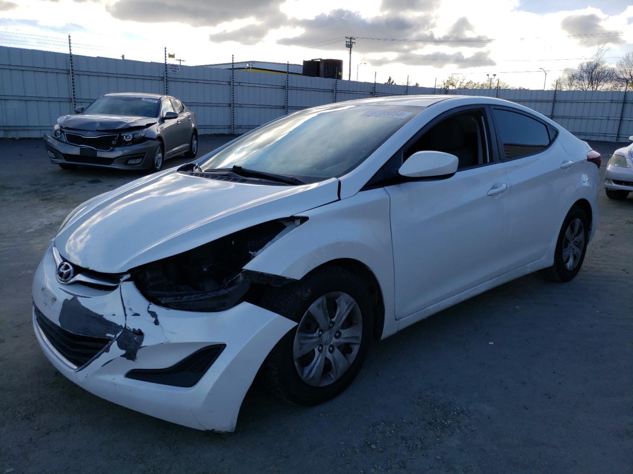 HYUNDAI ELANTRA 2016 5npdh4ae3gh709482