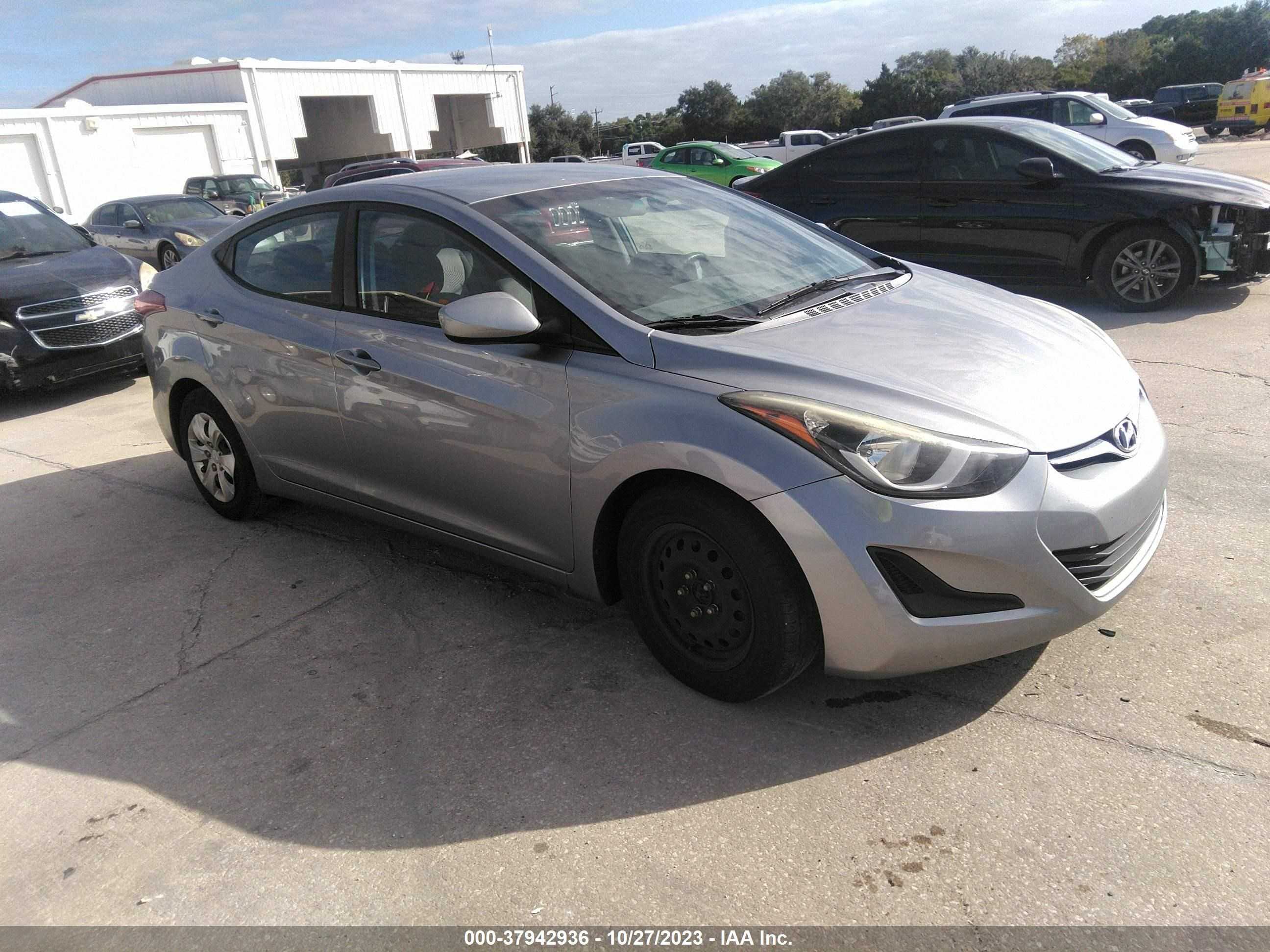 HYUNDAI ELANTRA 2016 5npdh4ae3gh792685