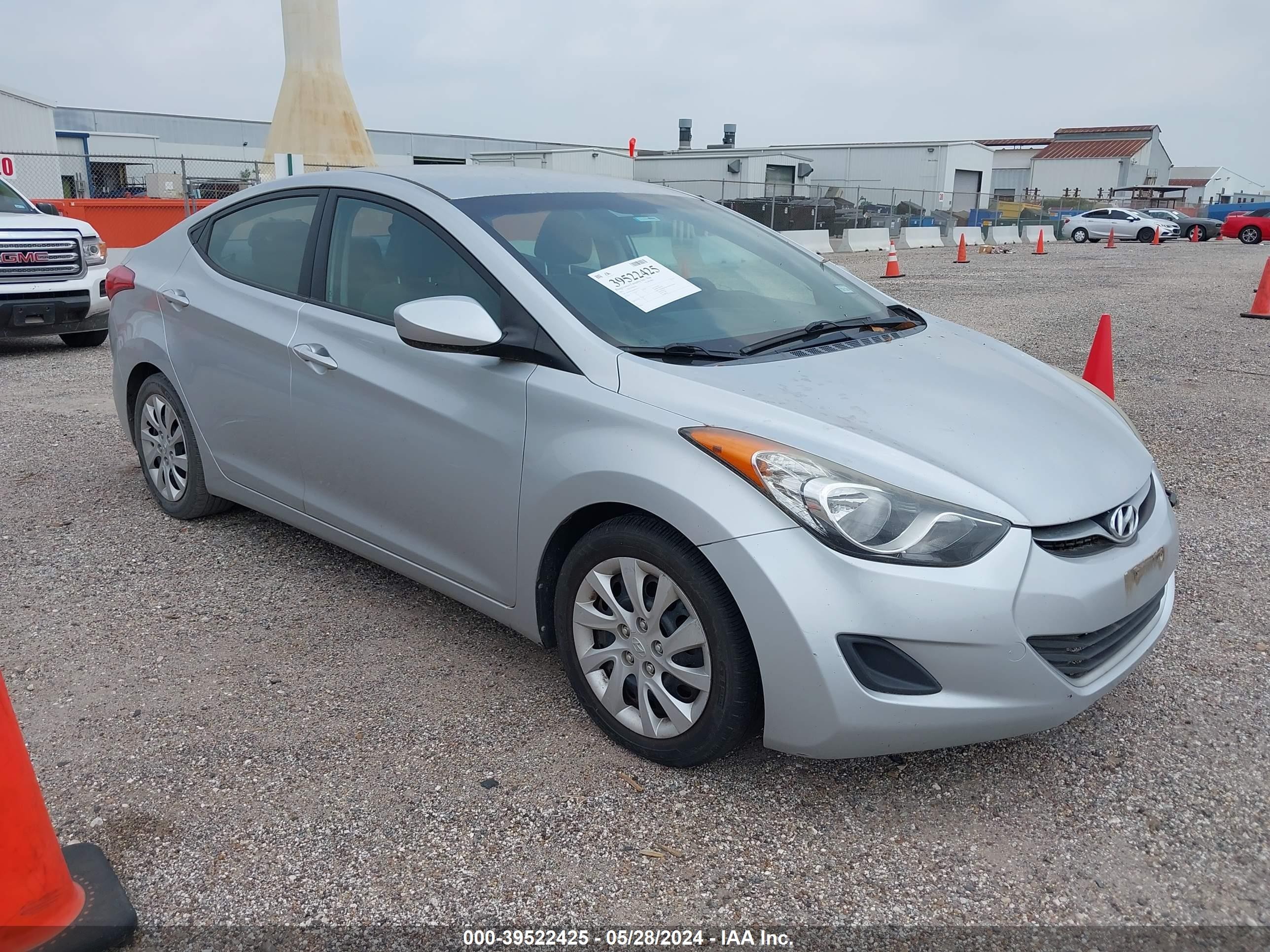 HYUNDAI ELANTRA 2013 5npdh4ae4dh195315