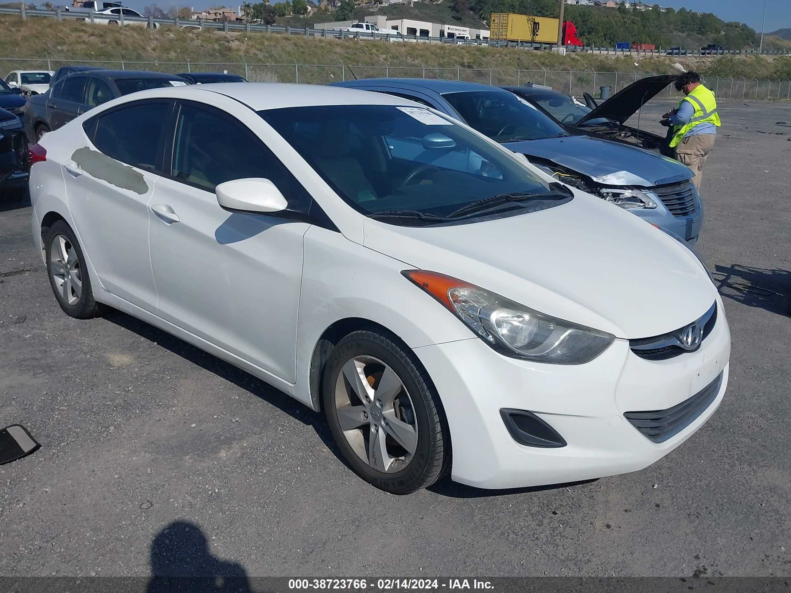 HYUNDAI ELANTRA 2013 5npdh4ae4dh314934