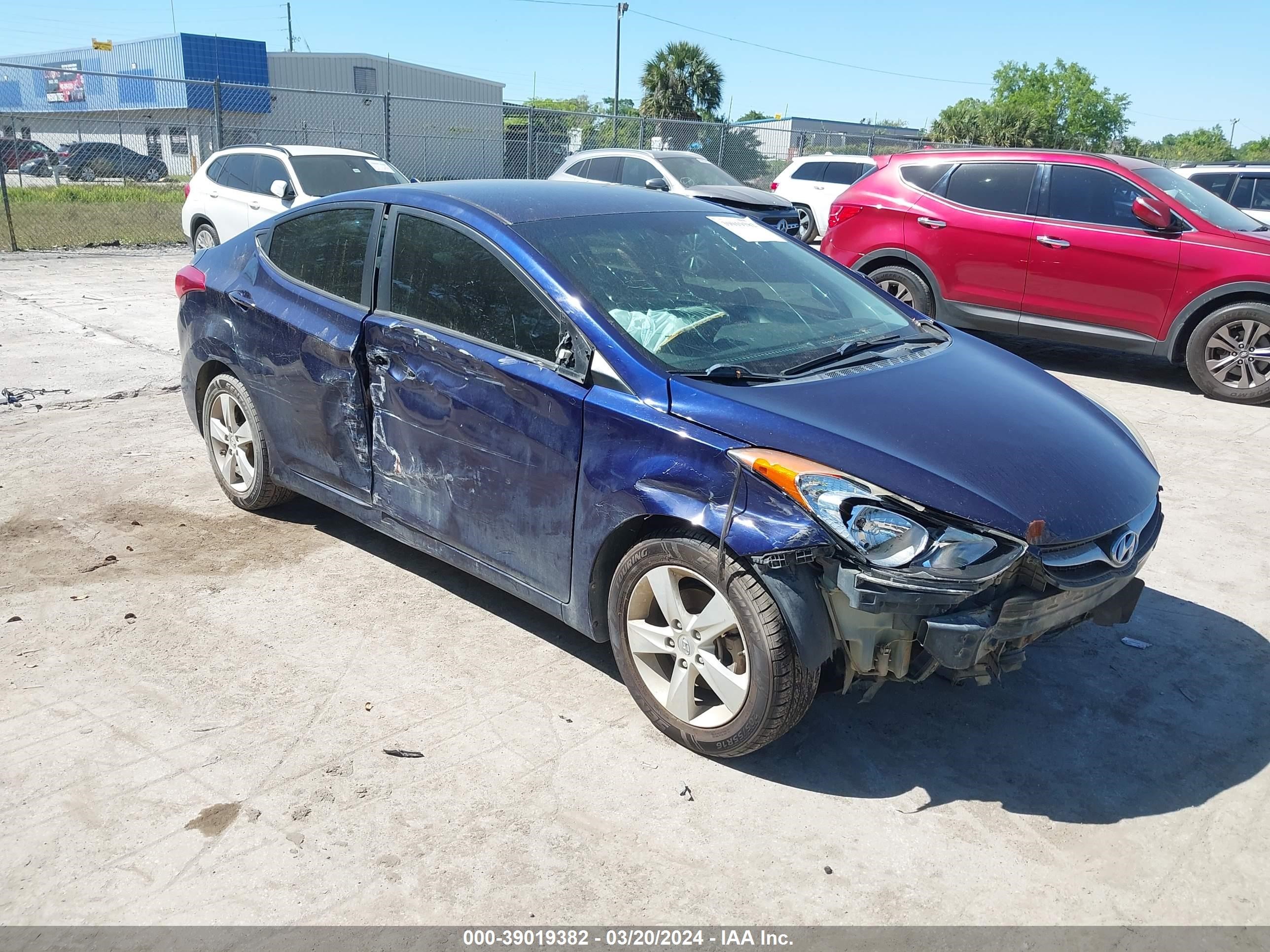 HYUNDAI ELANTRA 2013 5npdh4ae4dh348257