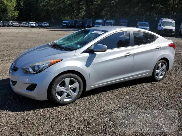 HYUNDAI ELANTRA 2013 5npdh4ae4dh361669