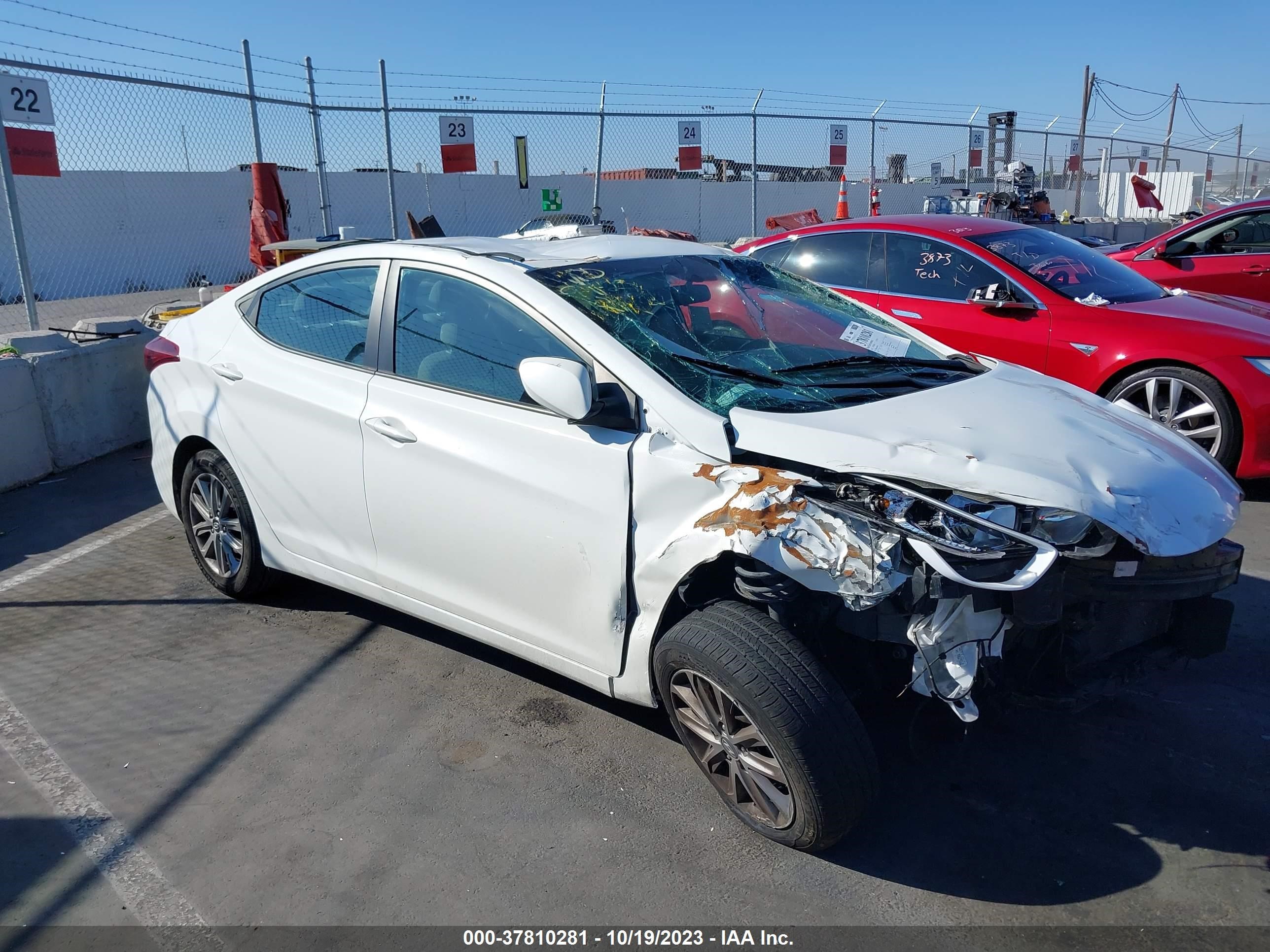 HYUNDAI ELANTRA 2014 5npdh4ae4eh490142