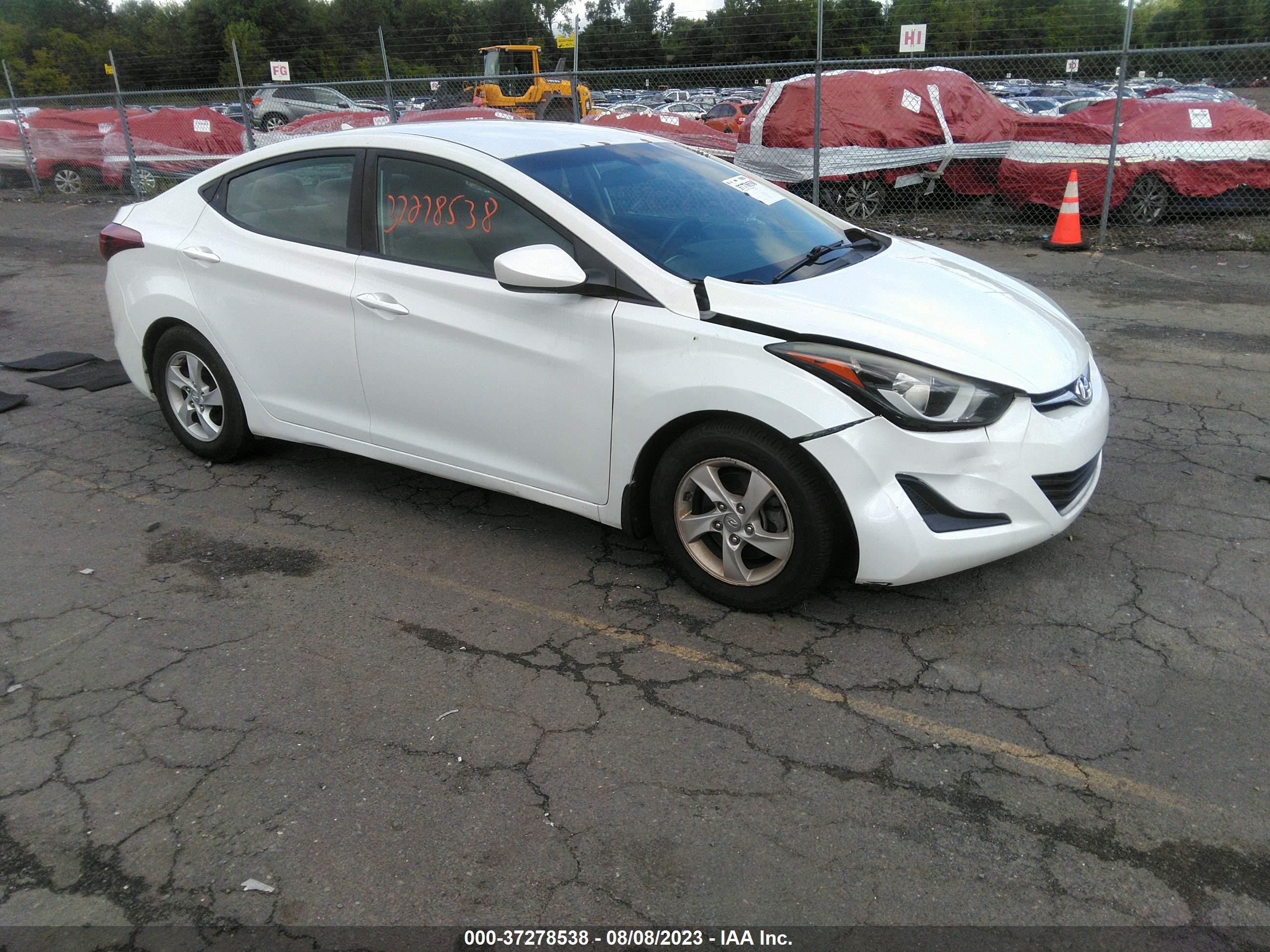 HYUNDAI ELANTRA 2015 5npdh4ae4fh638226