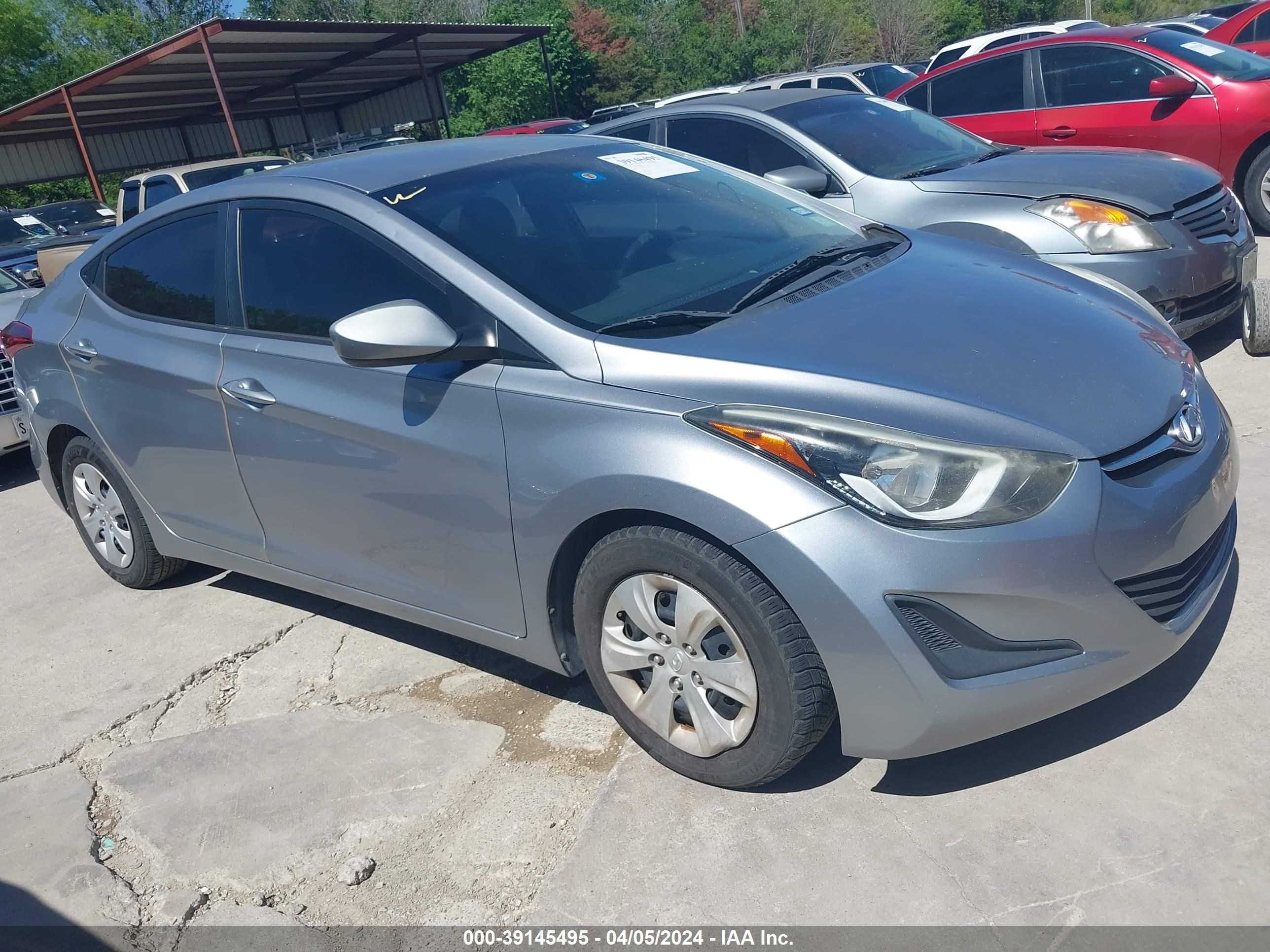 HYUNDAI ELANTRA 2016 5npdh4ae4gh694328