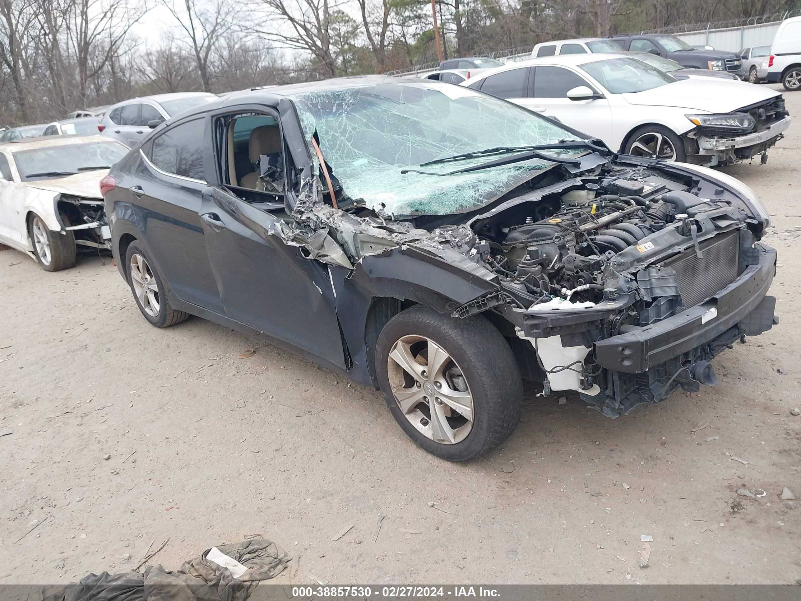 HYUNDAI ELANTRA 2016 5npdh4ae4gh736397