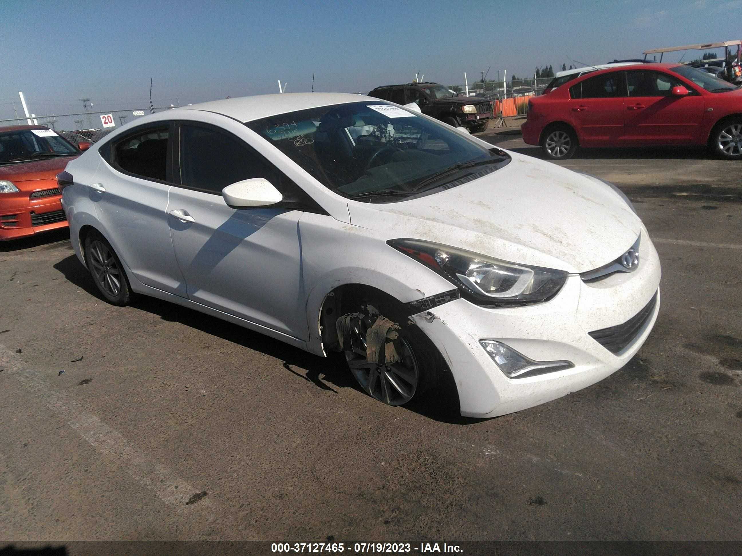 HYUNDAI ELANTRA 2016 5npdh4ae4gh749585