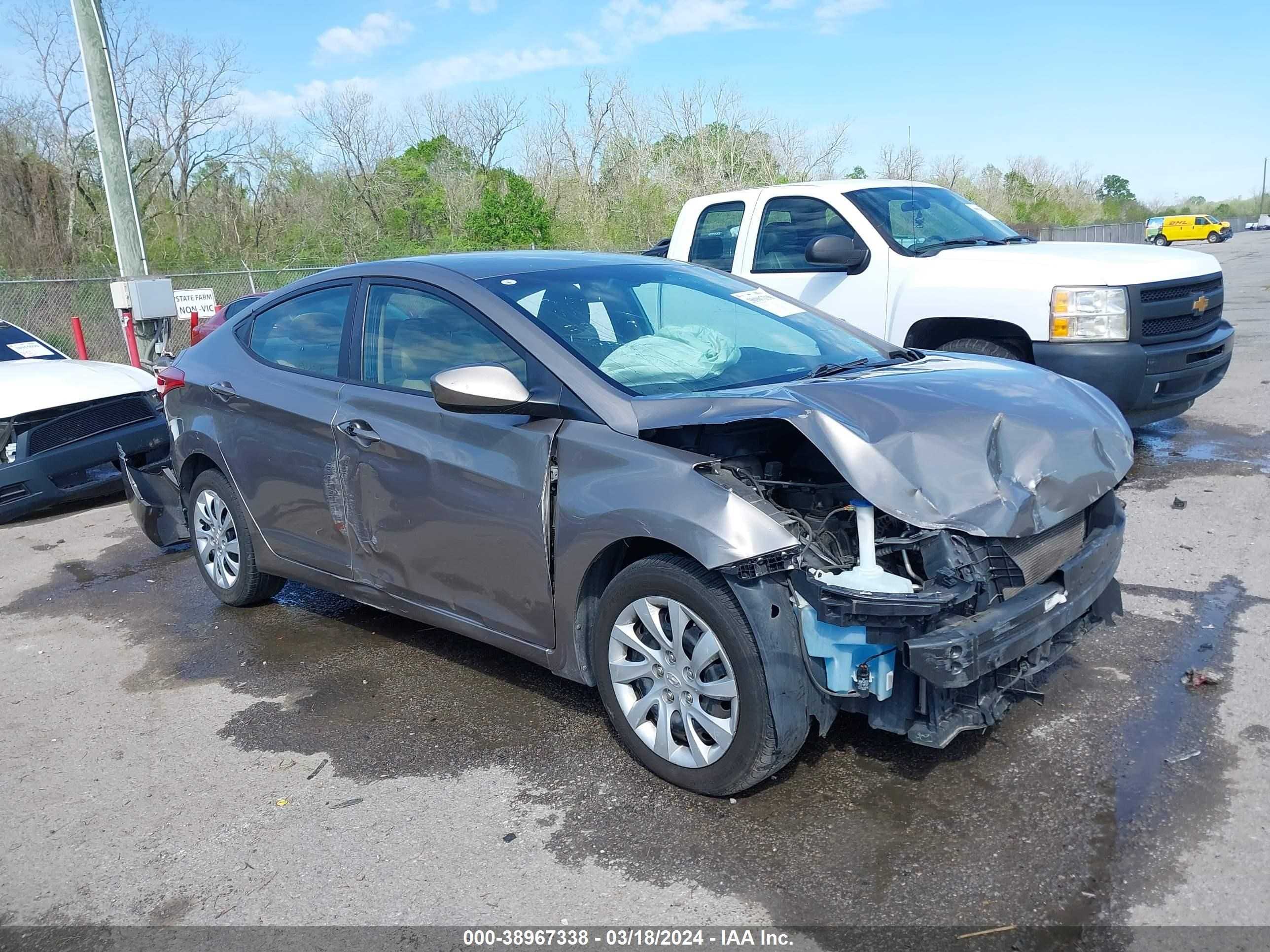 HYUNDAI ELANTRA 2011 5npdh4ae5bh054069