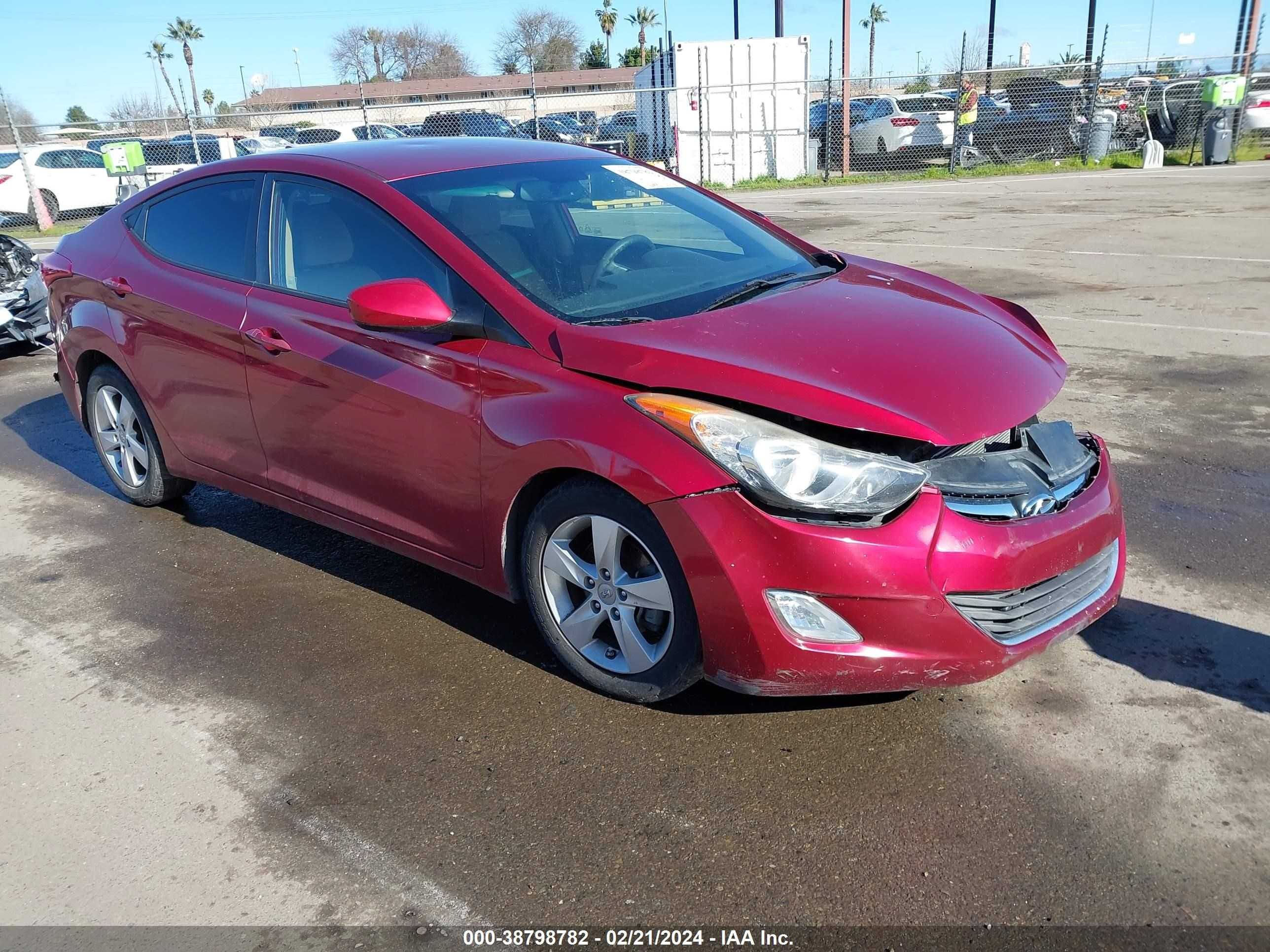 HYUNDAI ELANTRA 2013 5npdh4ae5dh277411