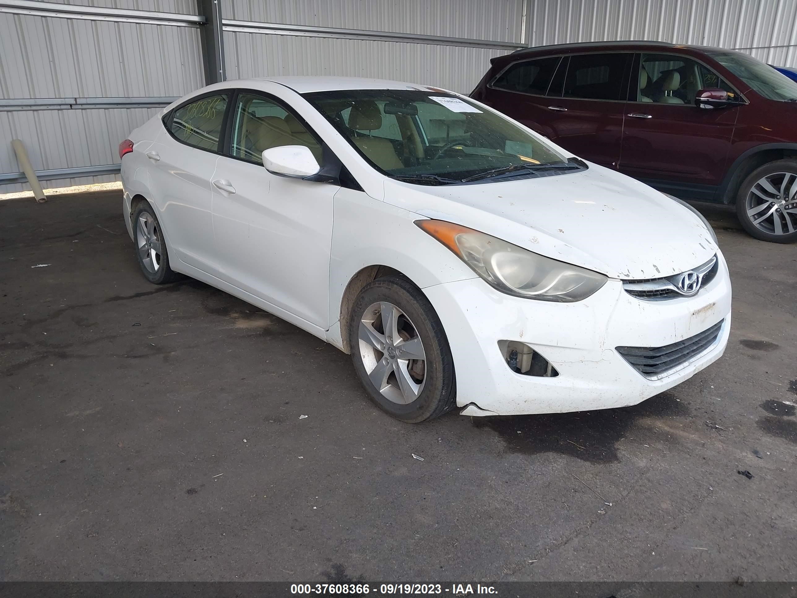 HYUNDAI ELANTRA 2013 5npdh4ae5dh330320