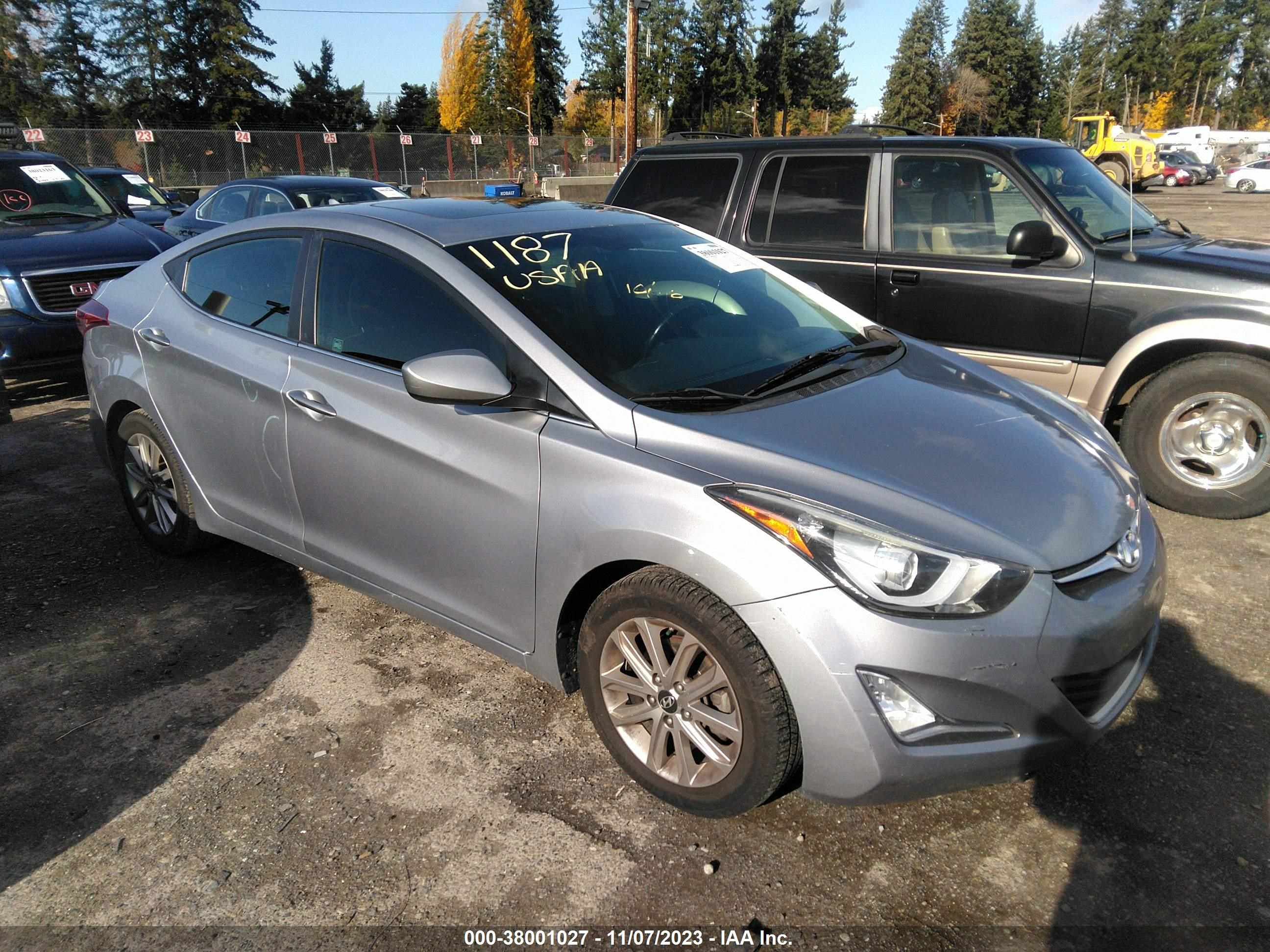 HYUNDAI ELANTRA 2015 5npdh4ae5fh571474