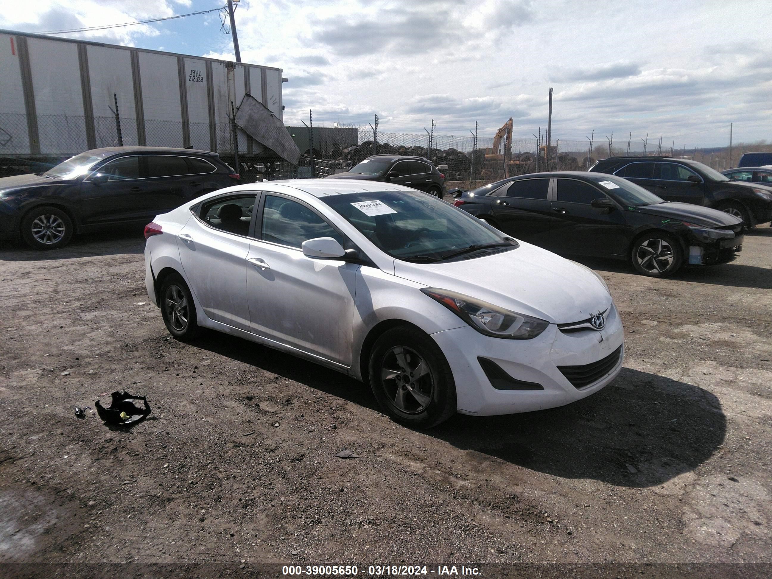 HYUNDAI ELANTRA 2015 5npdh4ae5fh604781