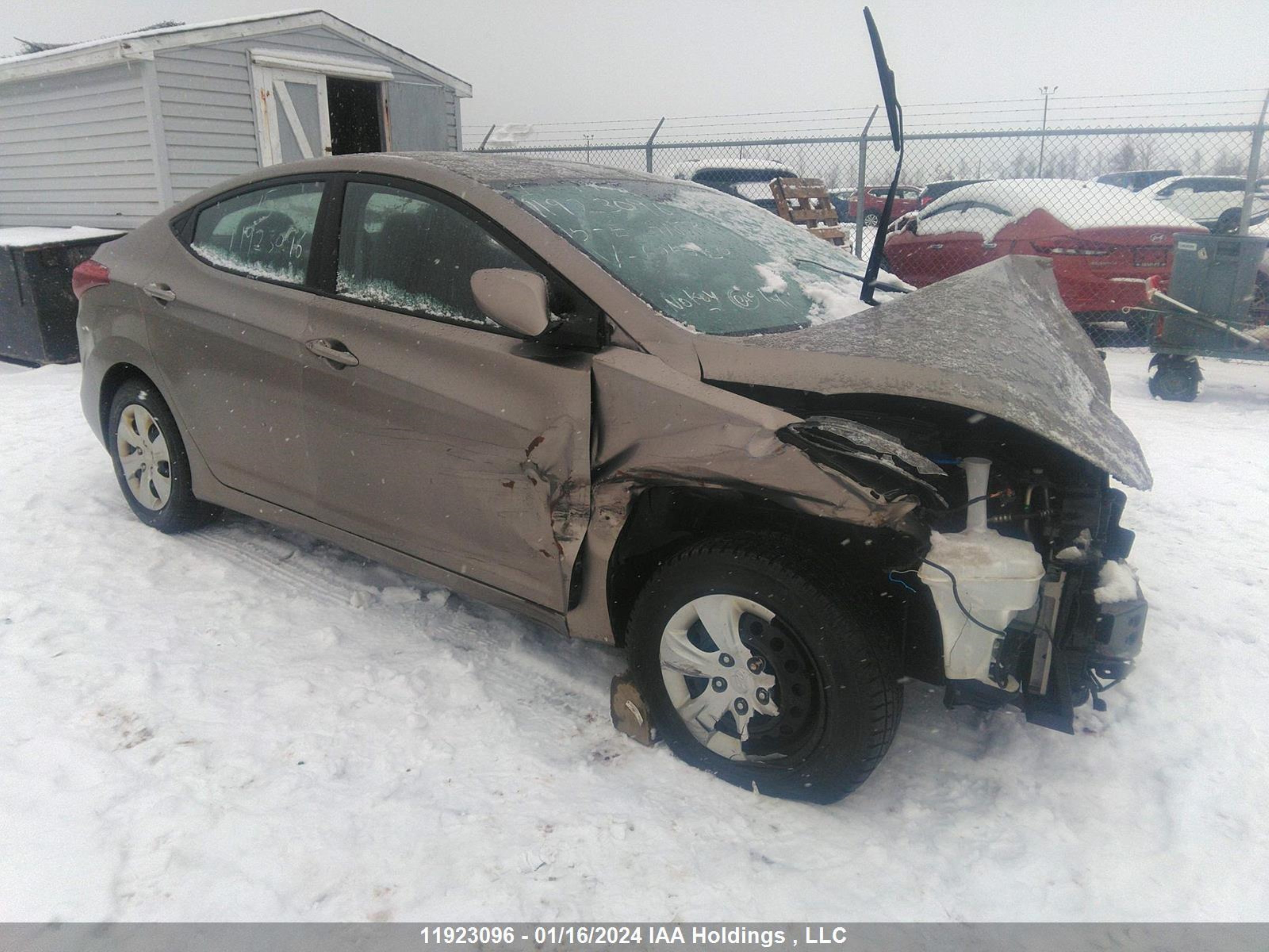 HYUNDAI ELANTRA 2015 5npdh4ae5fh606630