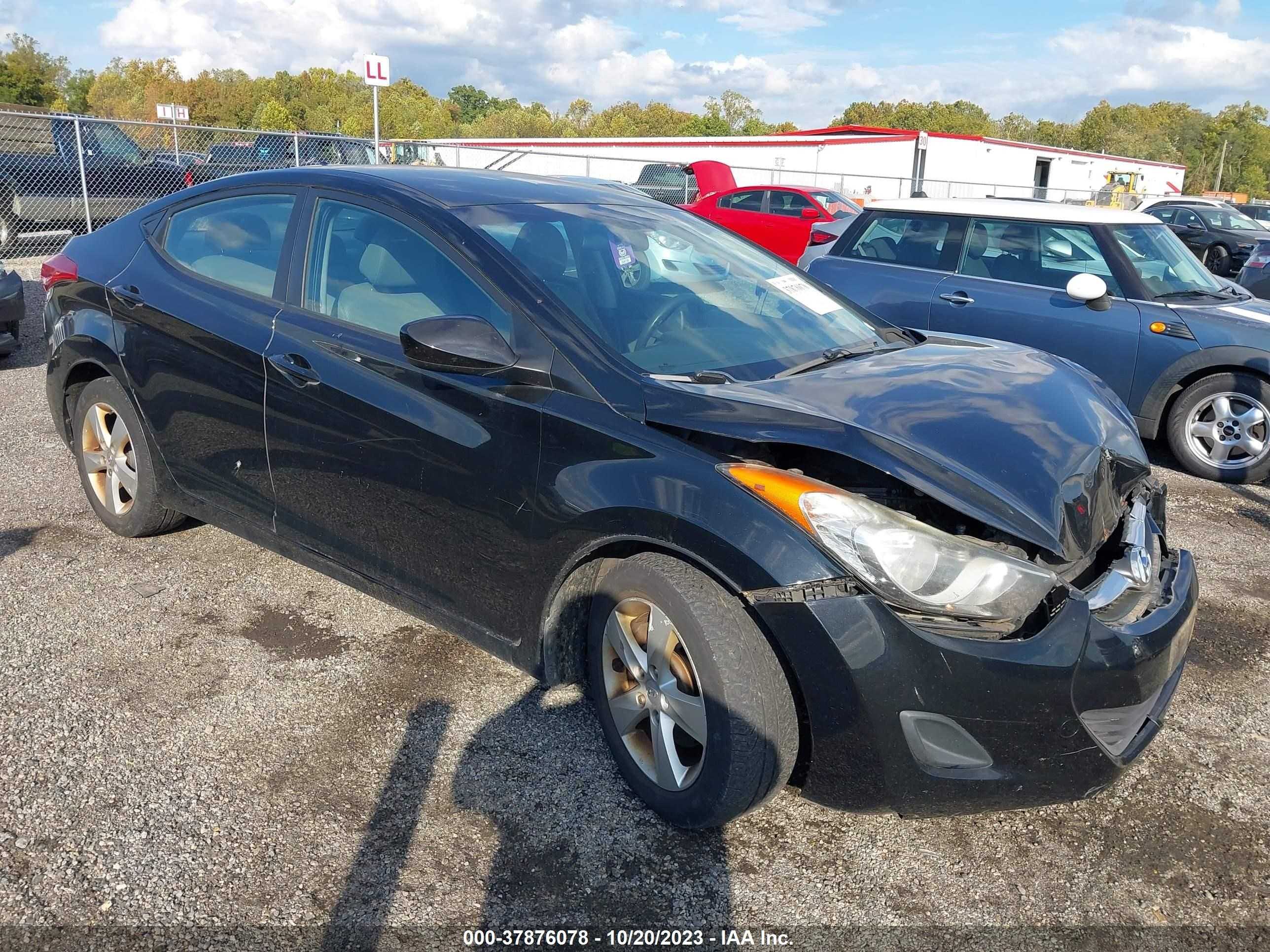 HYUNDAI ELANTRA 2011 5npdh4ae6bh000683