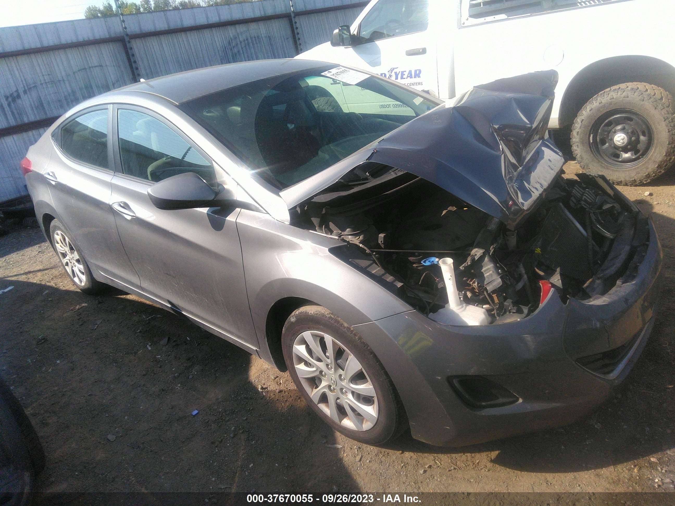 HYUNDAI ELANTRA 2012 5npdh4ae6ch134692