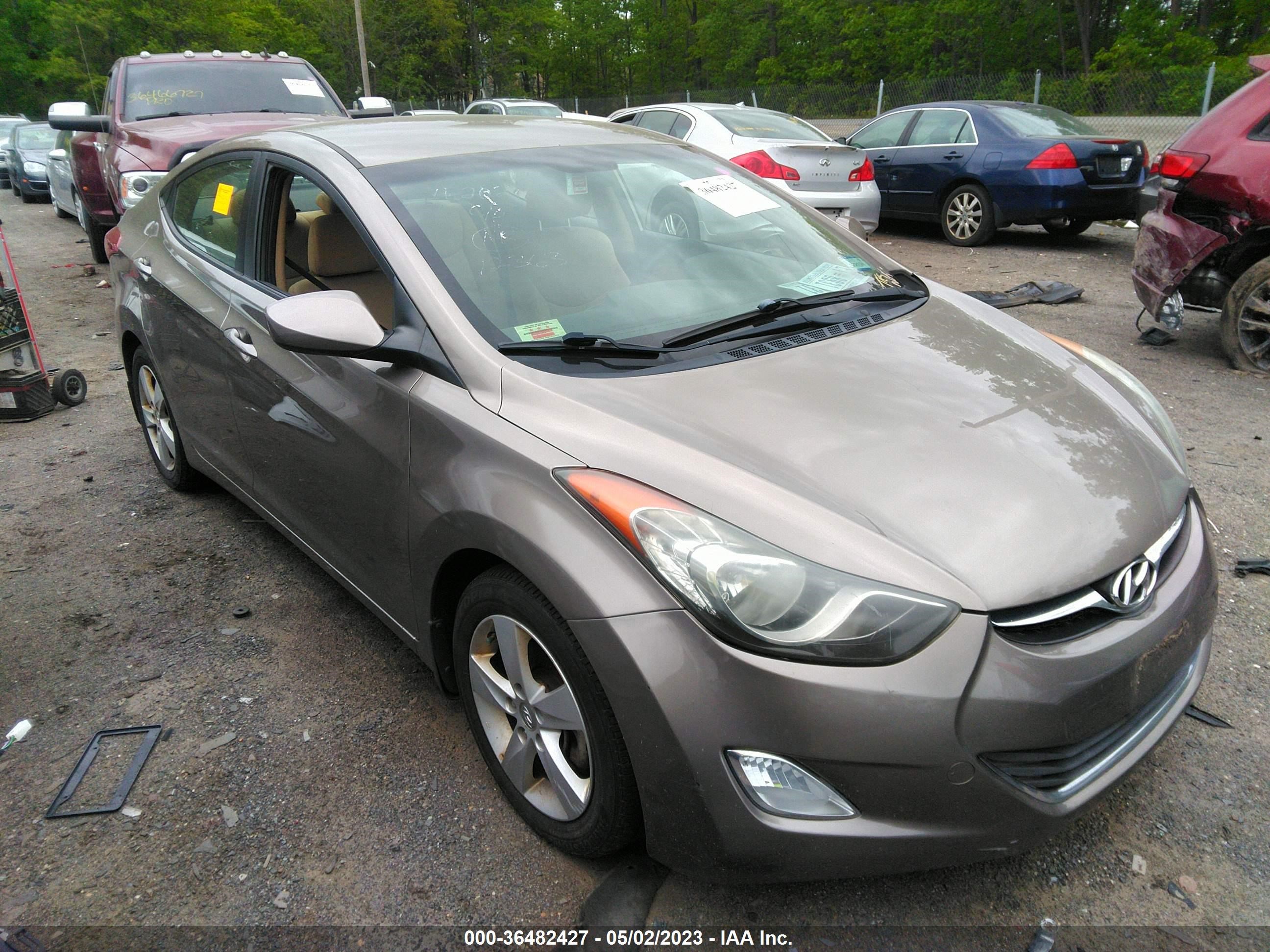 HYUNDAI ELANTRA 2013 5npdh4ae6dh326793