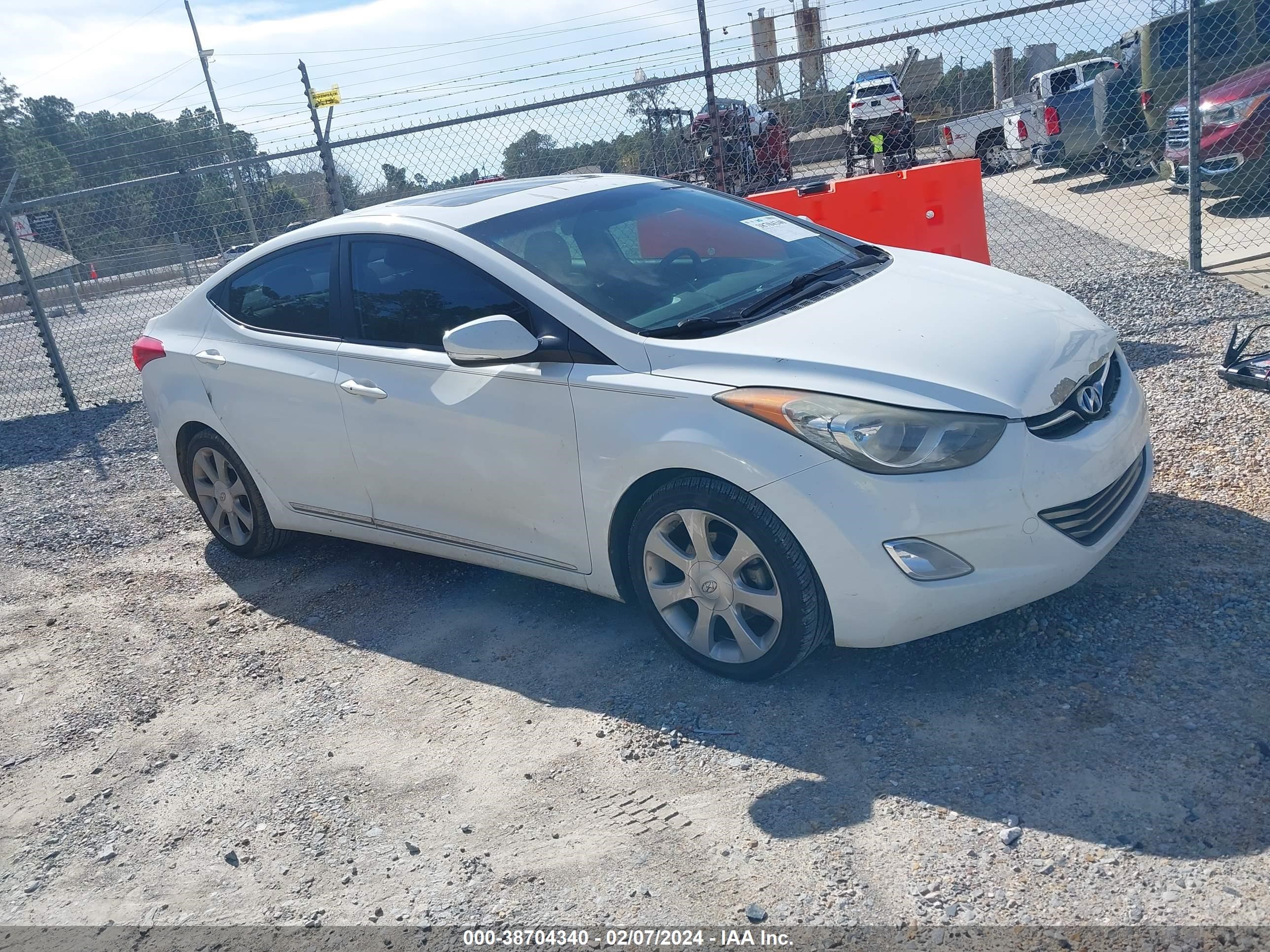 HYUNDAI ELANTRA 2013 5npdh4ae6dh381731