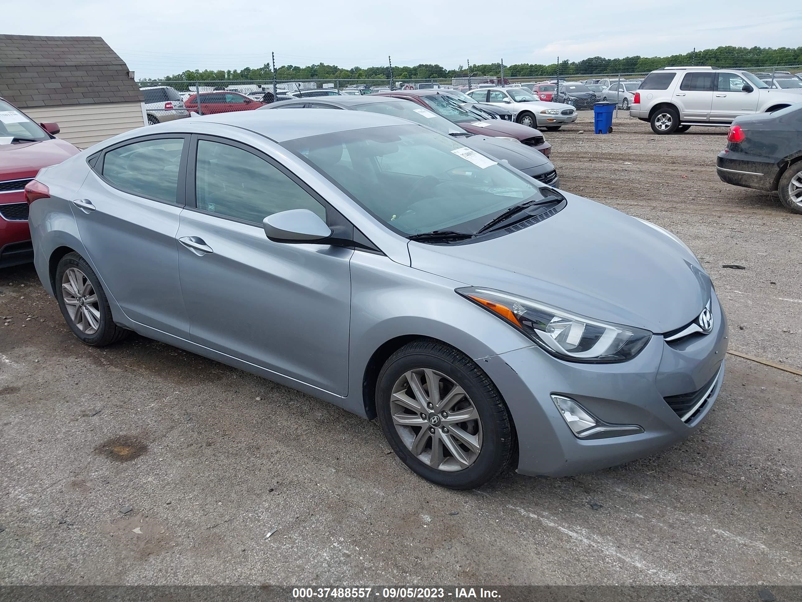 HYUNDAI ELANTRA 2015 5npdh4ae6fh552514