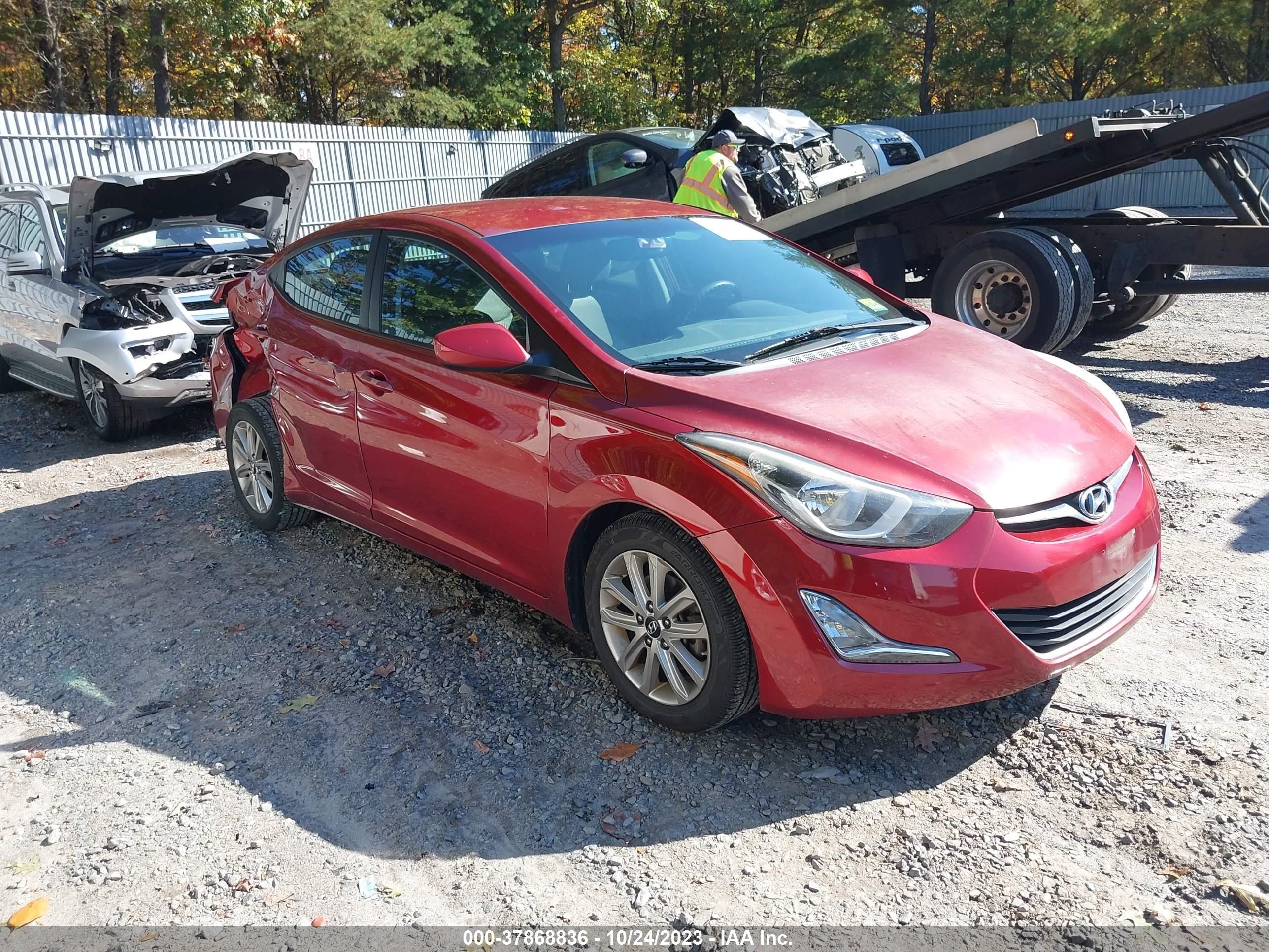 HYUNDAI ELANTRA 2015 5npdh4ae6fh610864