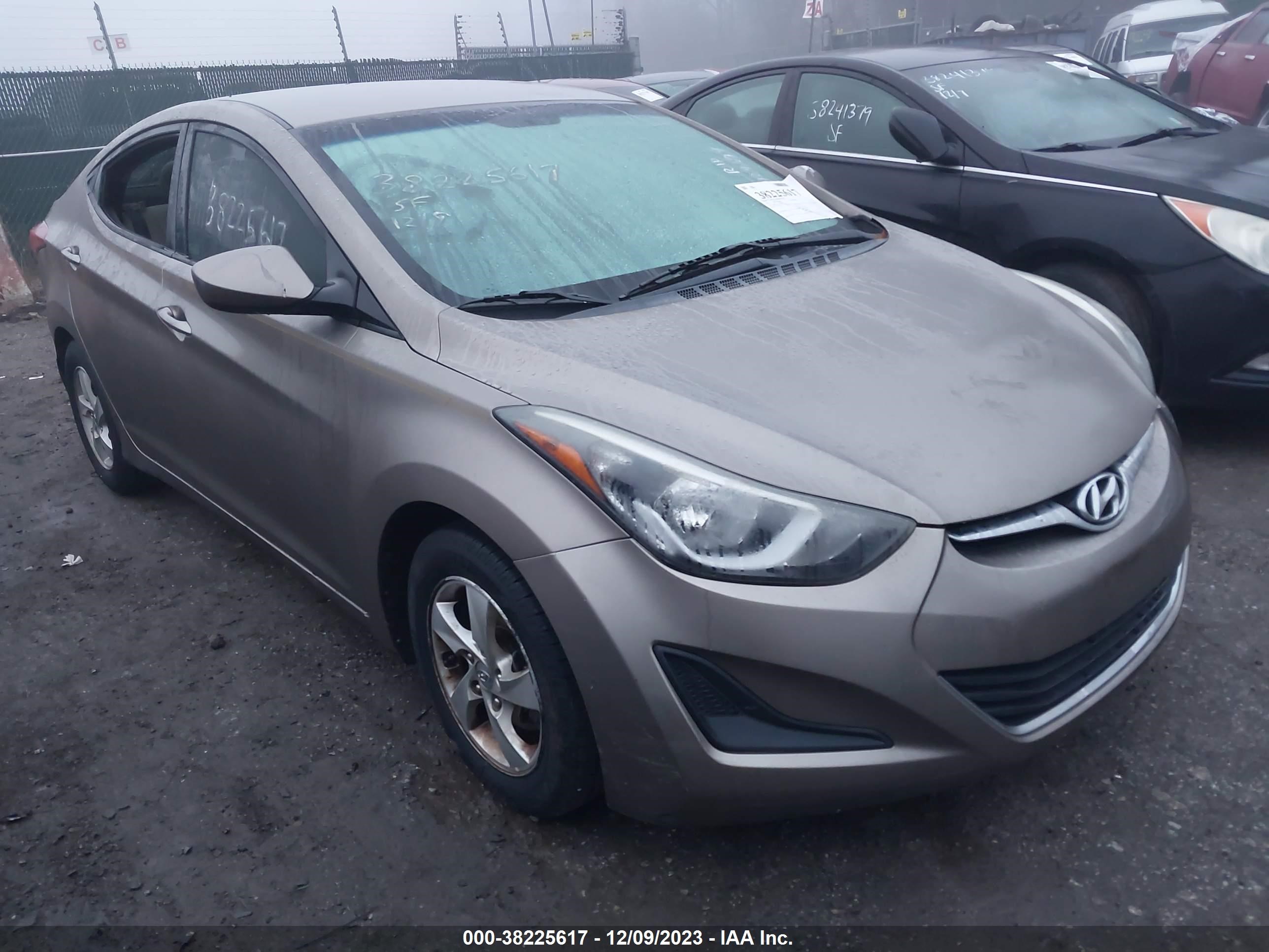 HYUNDAI ELANTRA 2015 5npdh4ae6fh642861