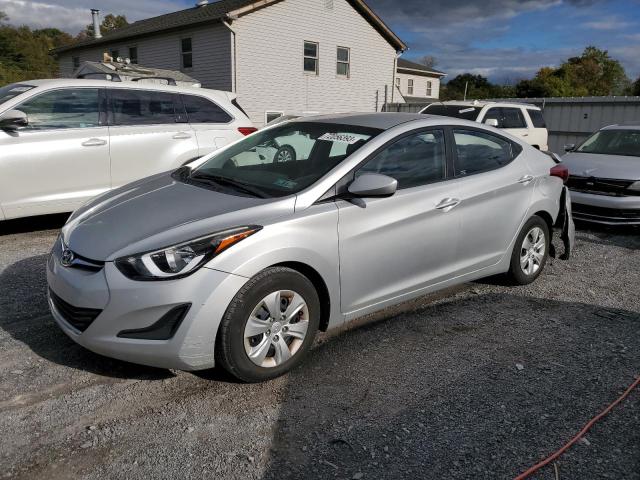 HYUNDAI ELANTRA 2016 5npdh4ae6gh750642