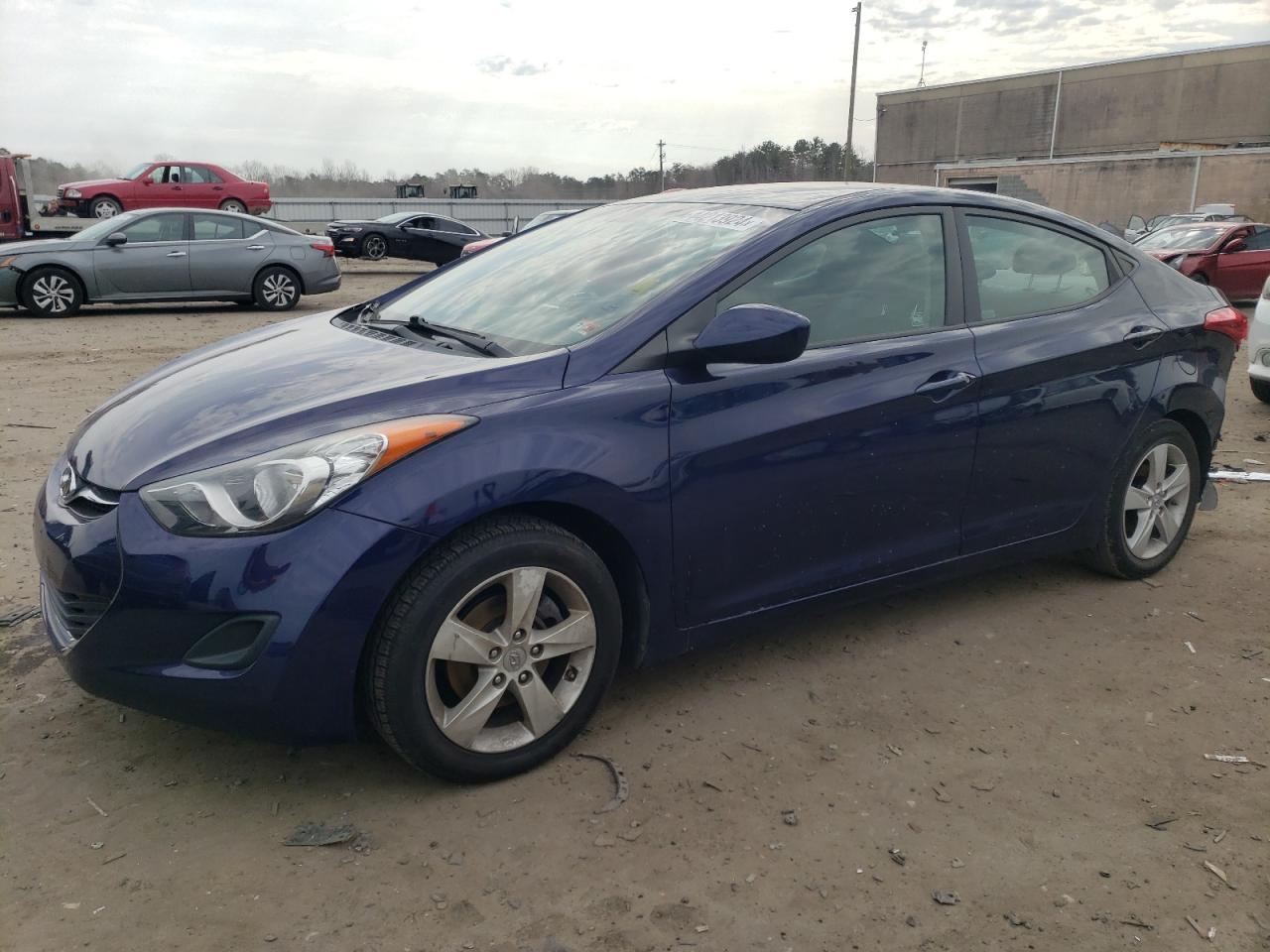 HYUNDAI ELANTRA 2011 5npdh4ae7bh013359