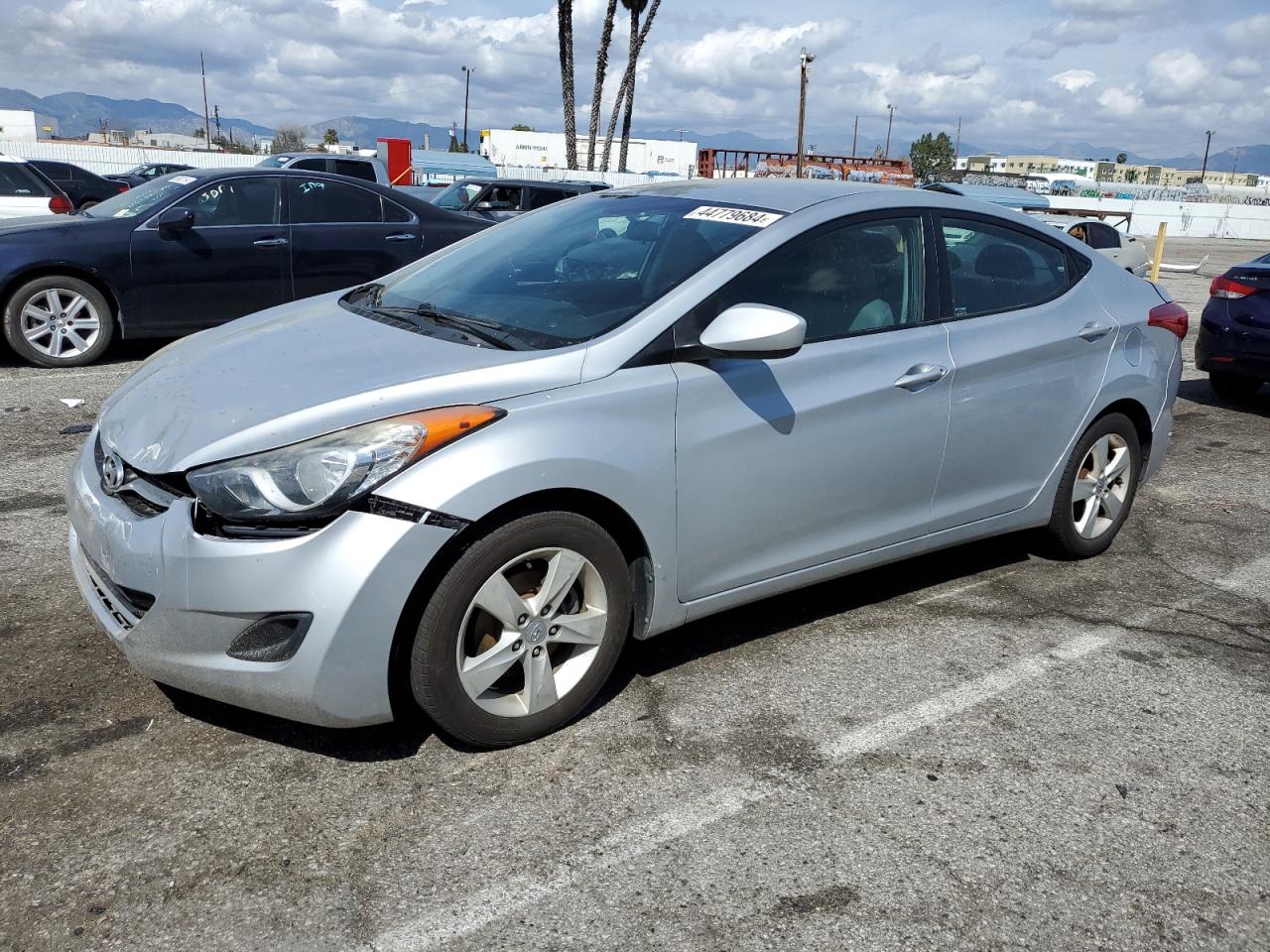 HYUNDAI ELANTRA 2011 5npdh4ae7bh051920