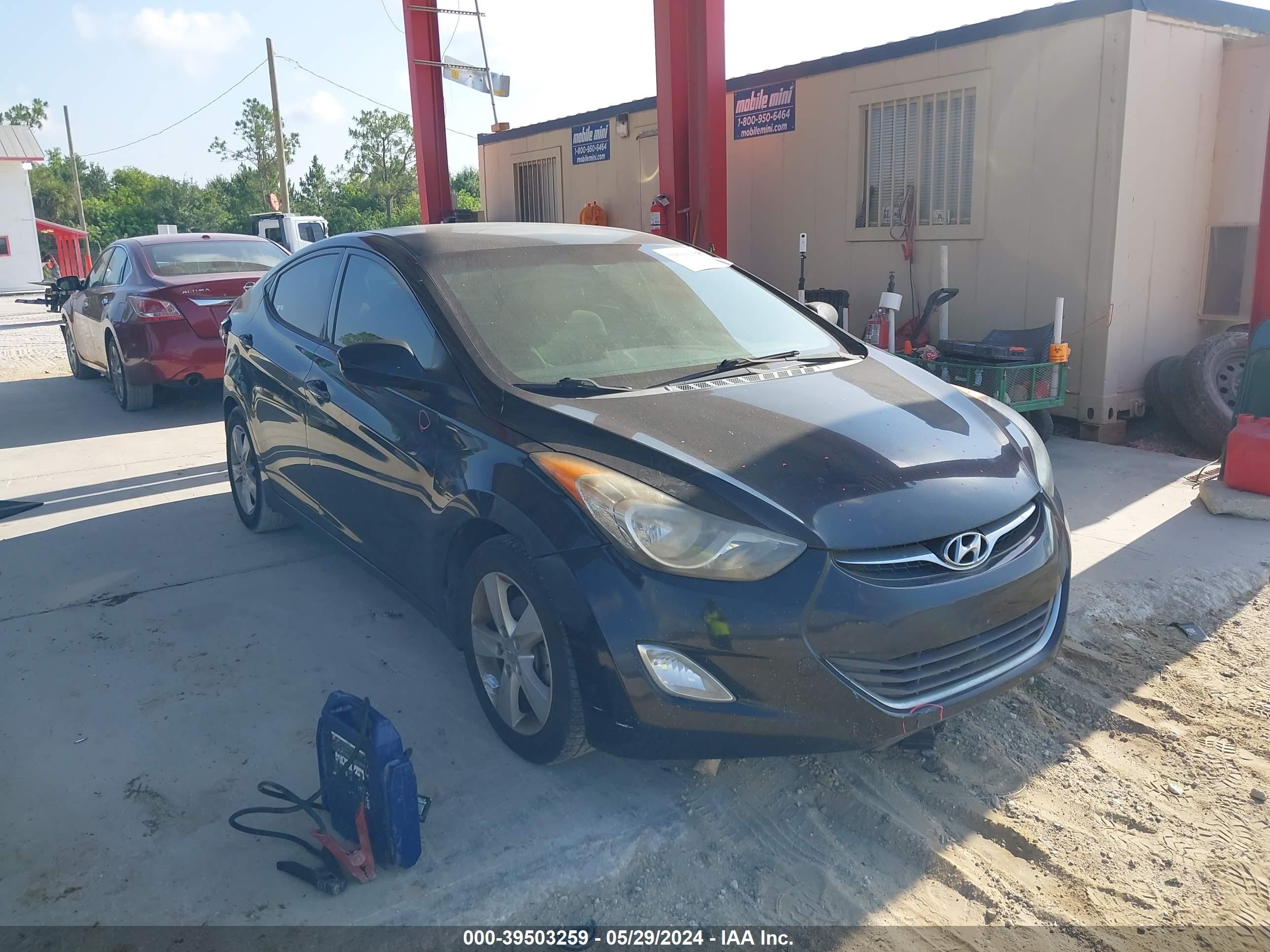 HYUNDAI ELANTRA 2013 5npdh4ae7dh204766