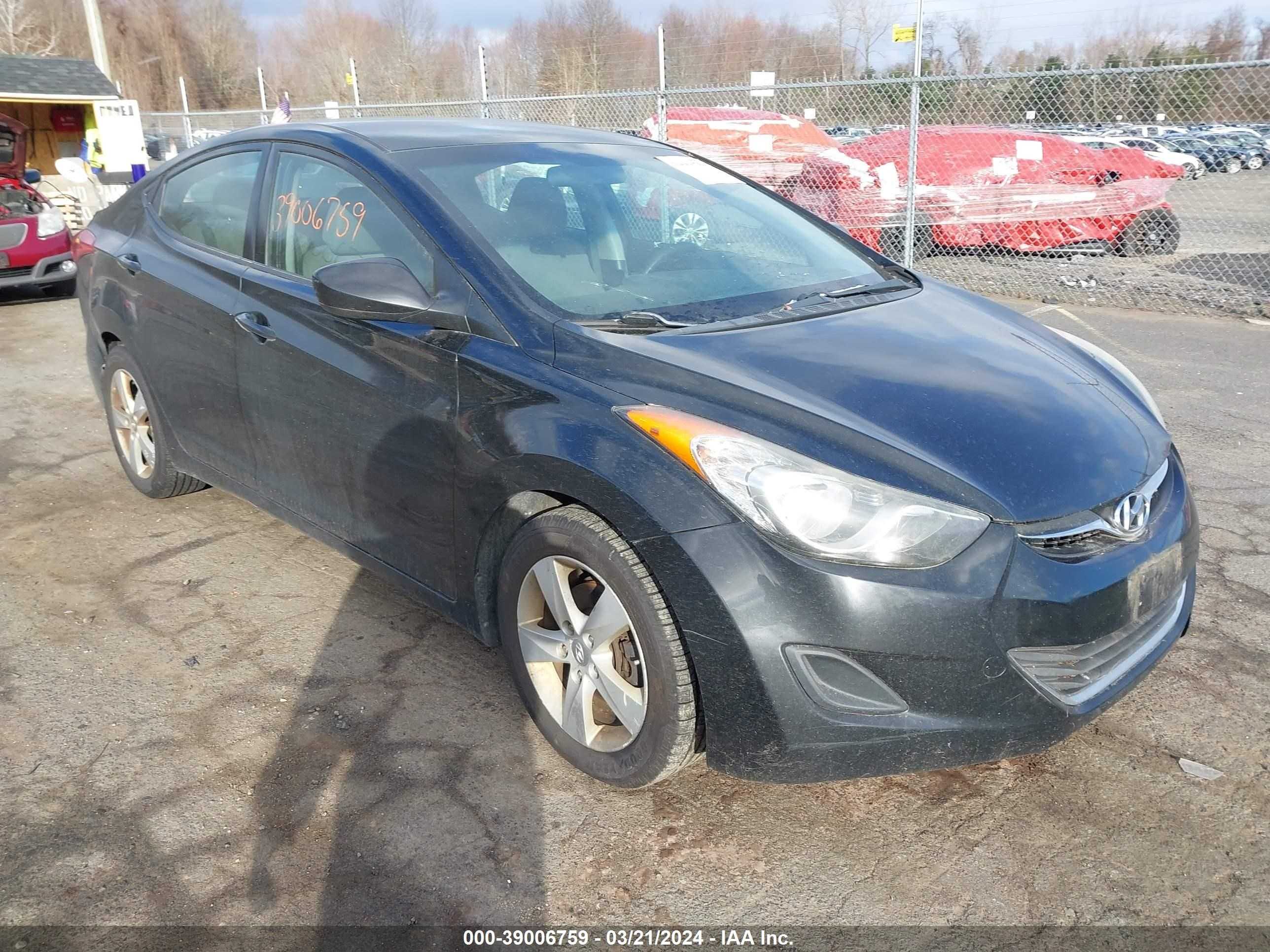 HYUNDAI ELANTRA 2013 5npdh4ae7dh265759